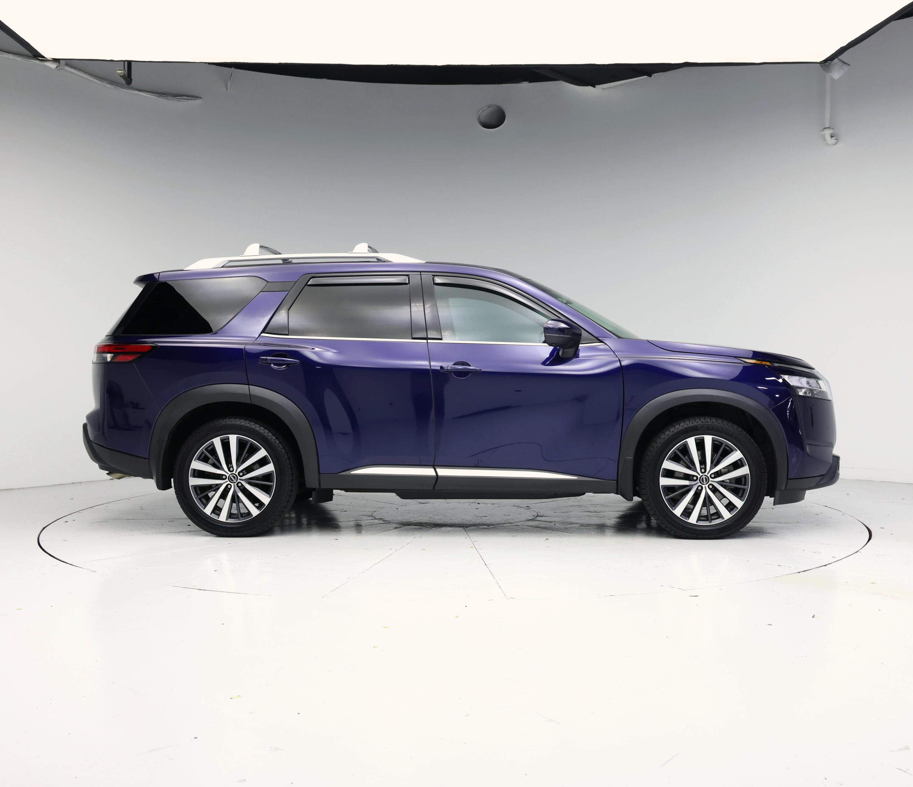 Thumbnail: 2022 Nissan Pathfinder - 7
