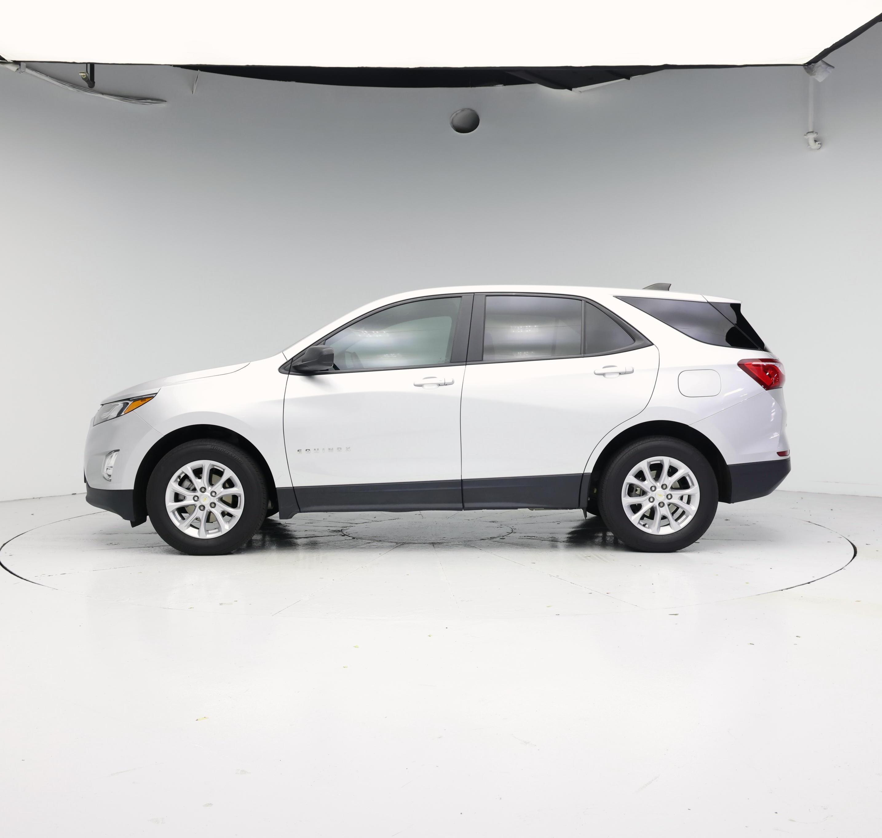 Thumbnail: 2021 Chevrolet Equinox - 3