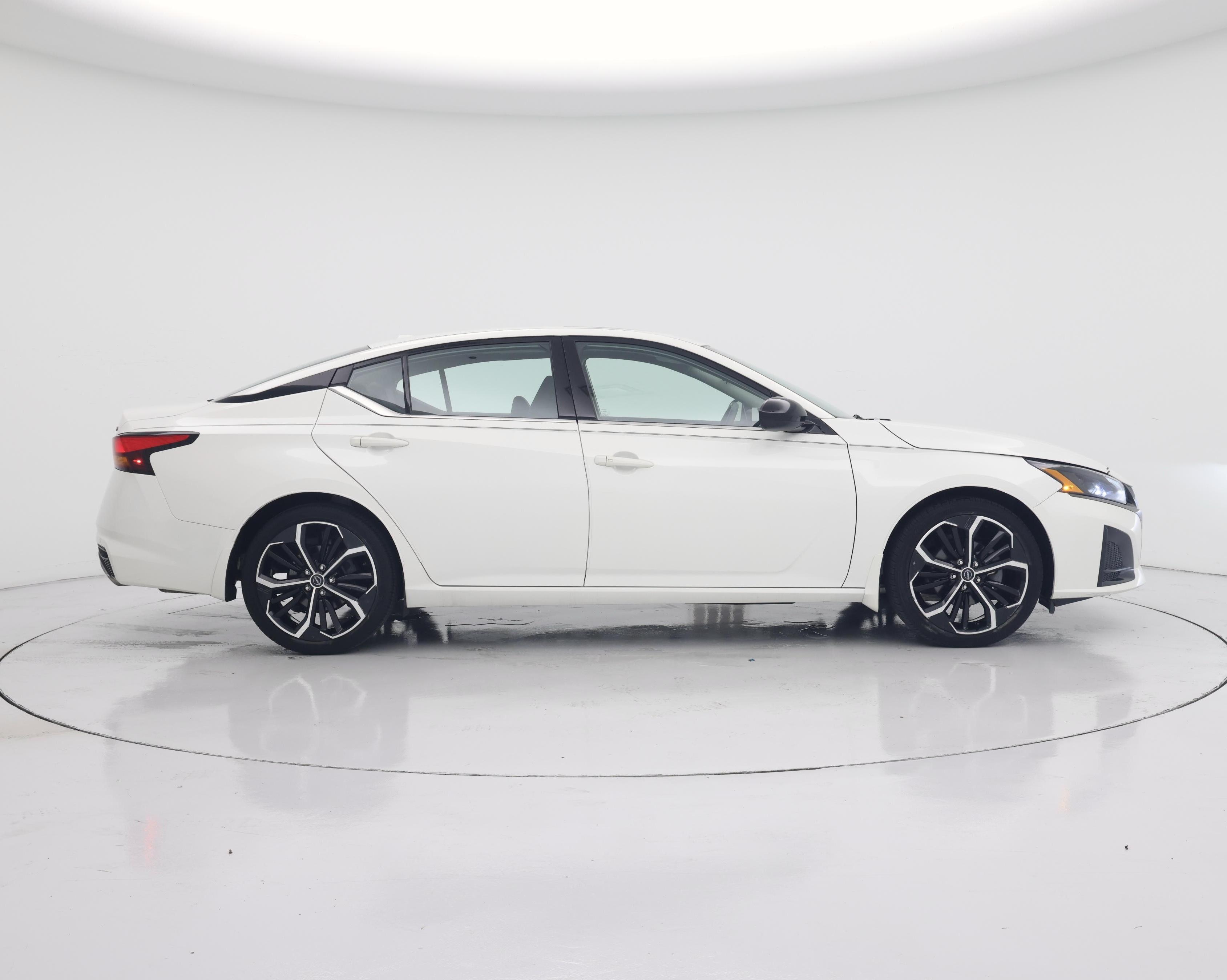 Thumbnail: 2024 Nissan Altima - 7