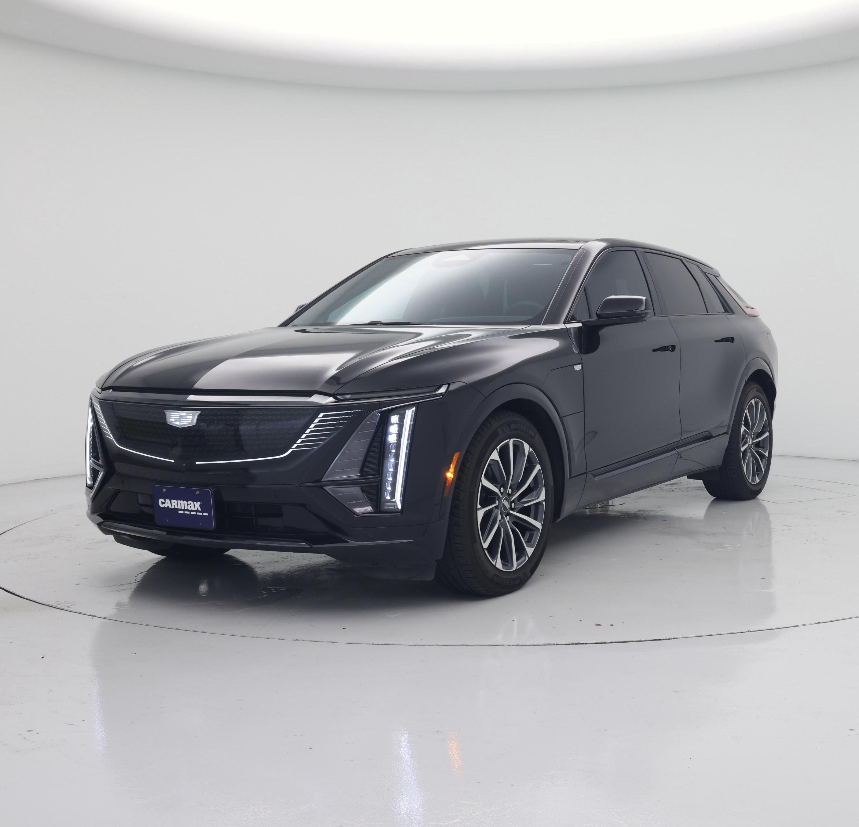 Thumbnail: 2024 Cadillac Lyriq - 4