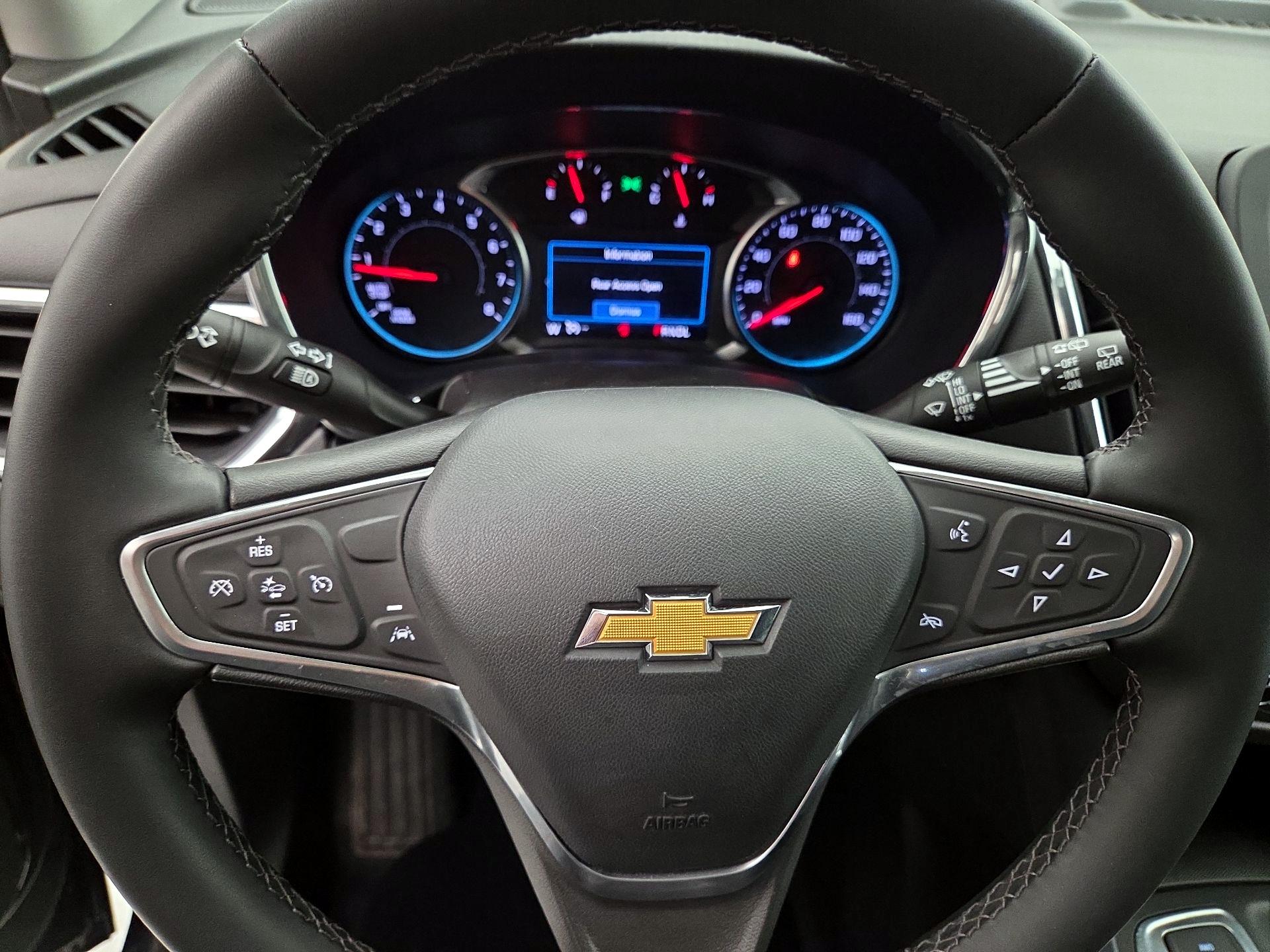 Thumbnail: 2023 Chevrolet Equinox - 10