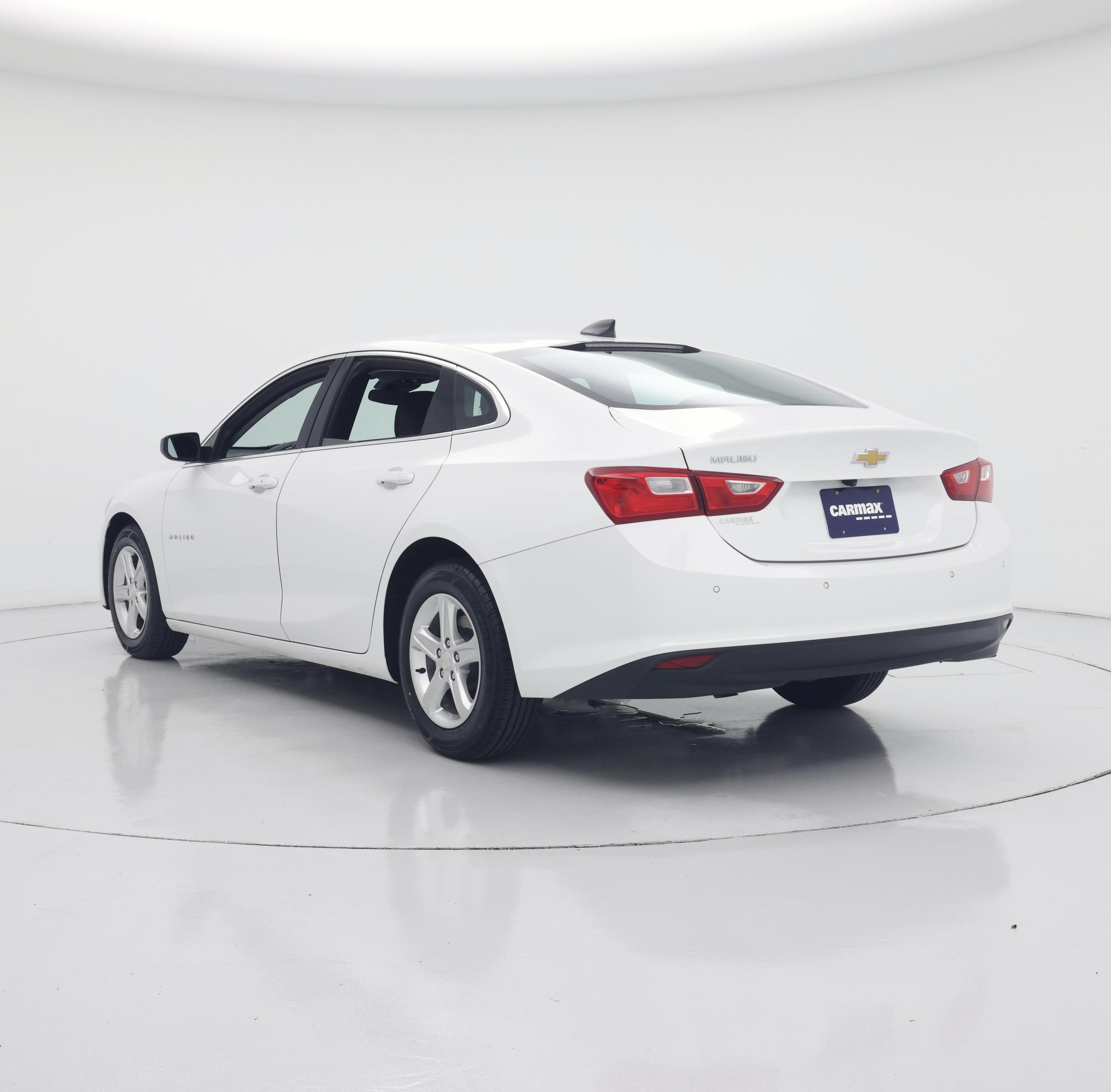 Thumbnail: 2024 Chevrolet Malibu - 2