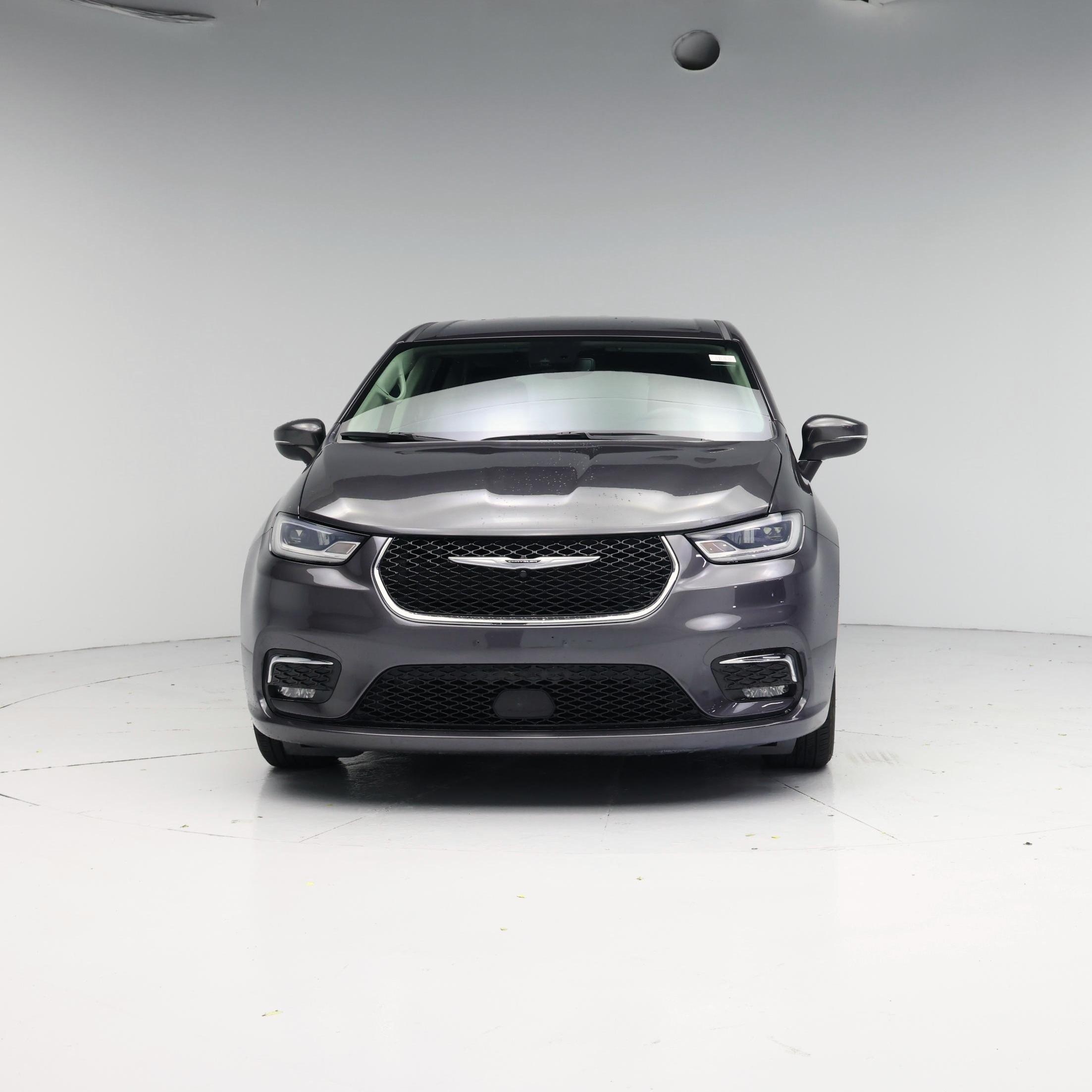 Thumbnail: 2023 Chrysler Pacifica - 5