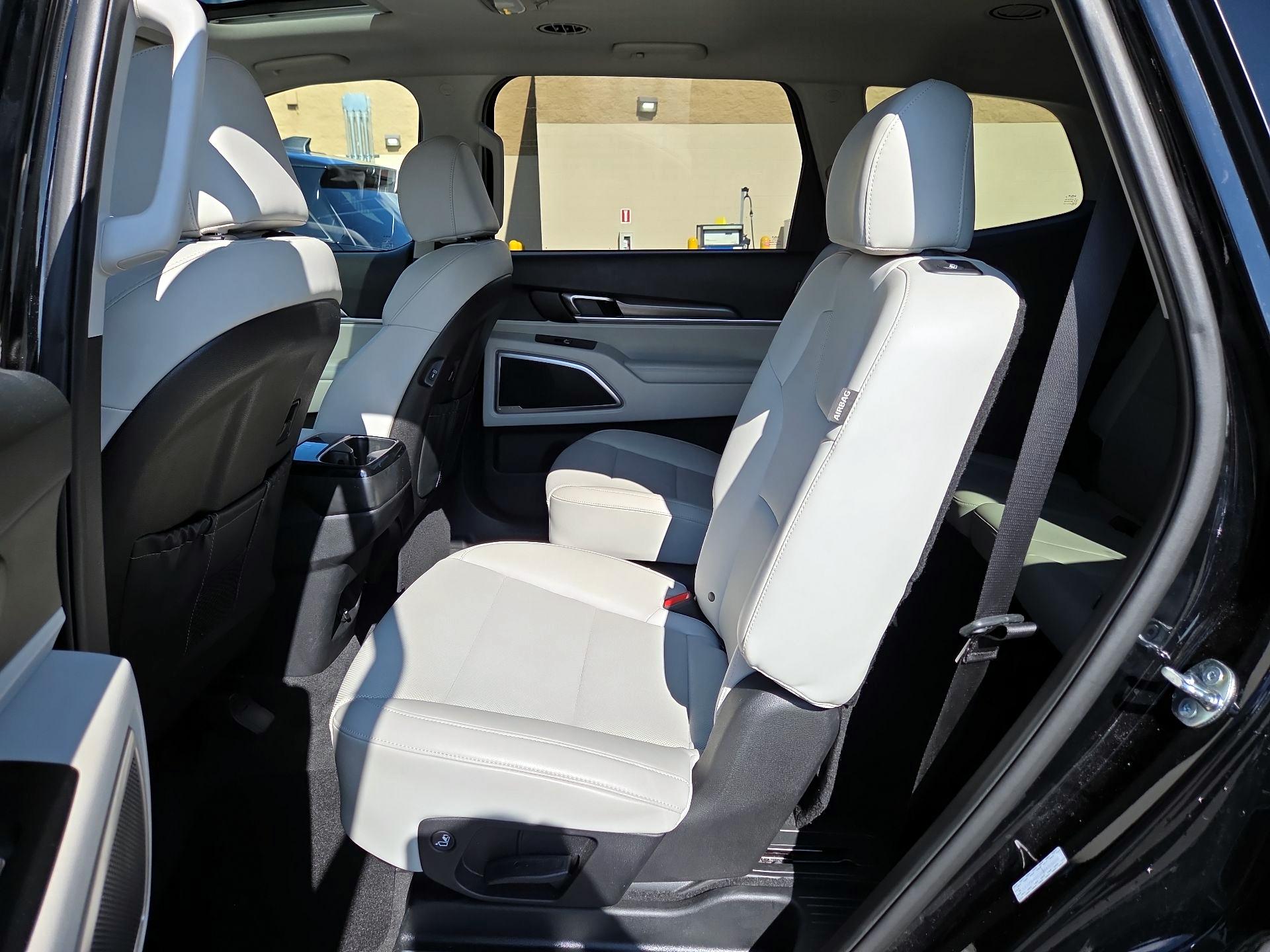 Thumbnail: 2025 Kia Telluride - 20