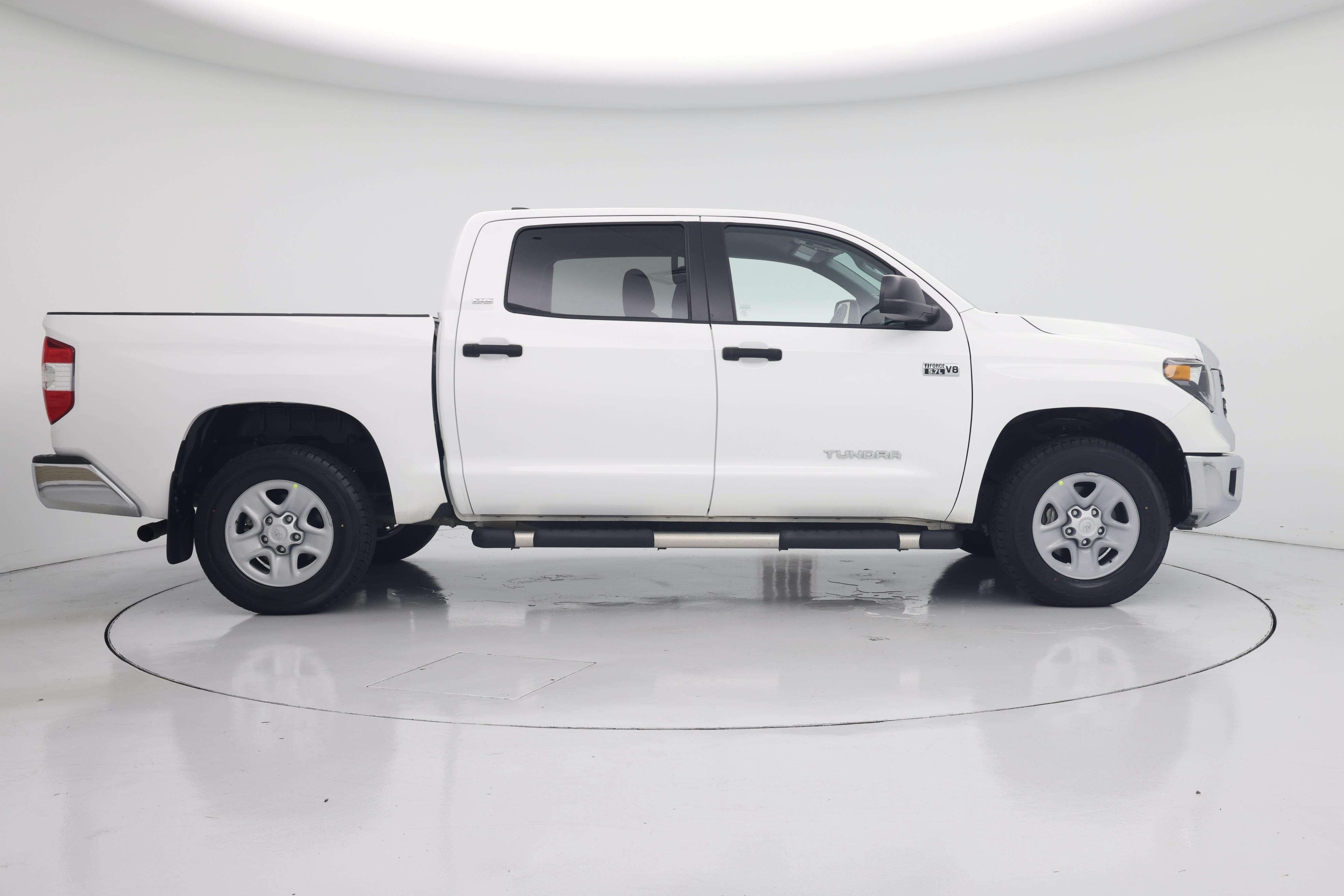 Thumbnail: 2021 Toyota Tundra - 7