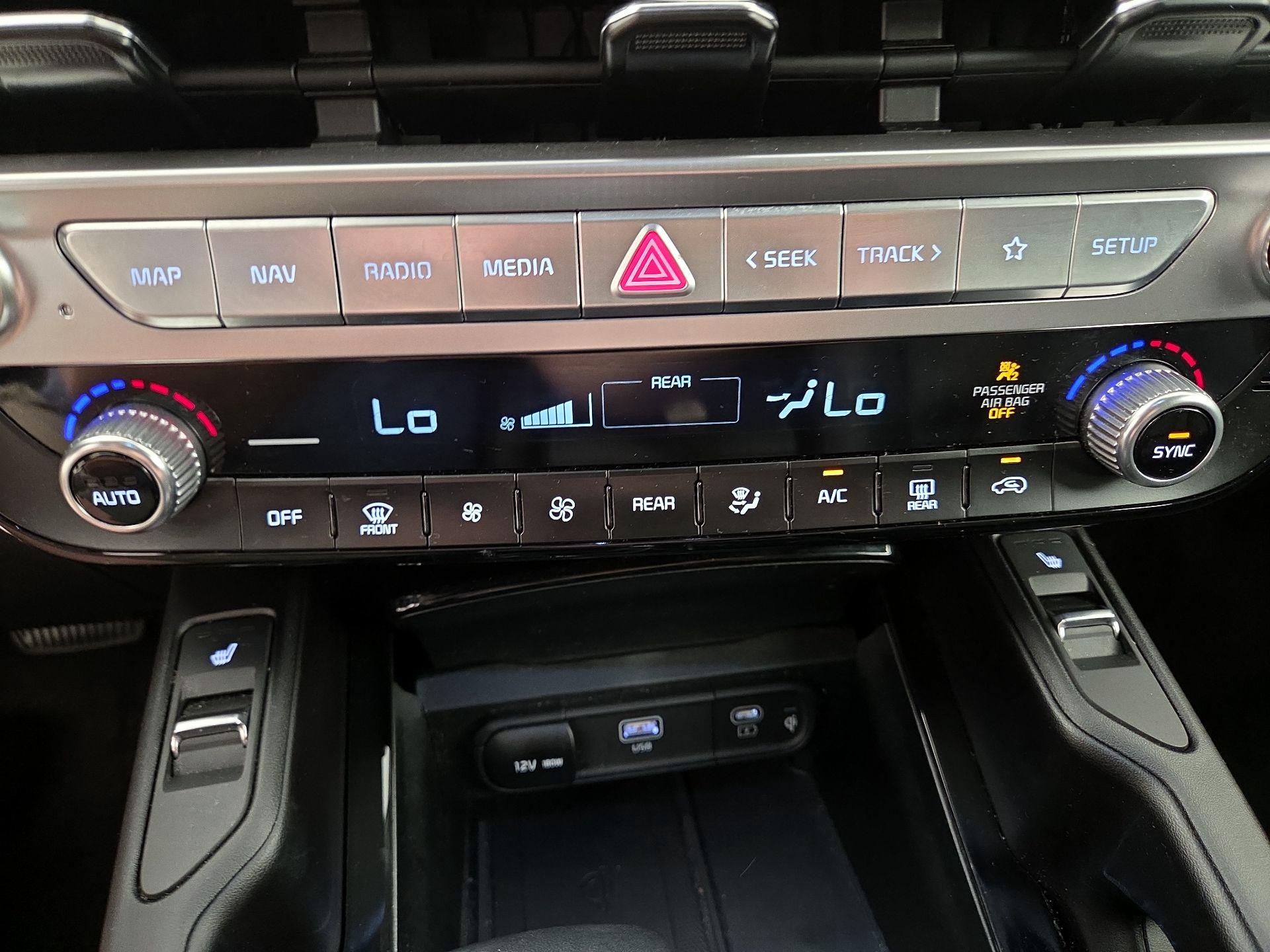 Thumbnail: 2025 Kia Telluride - 17