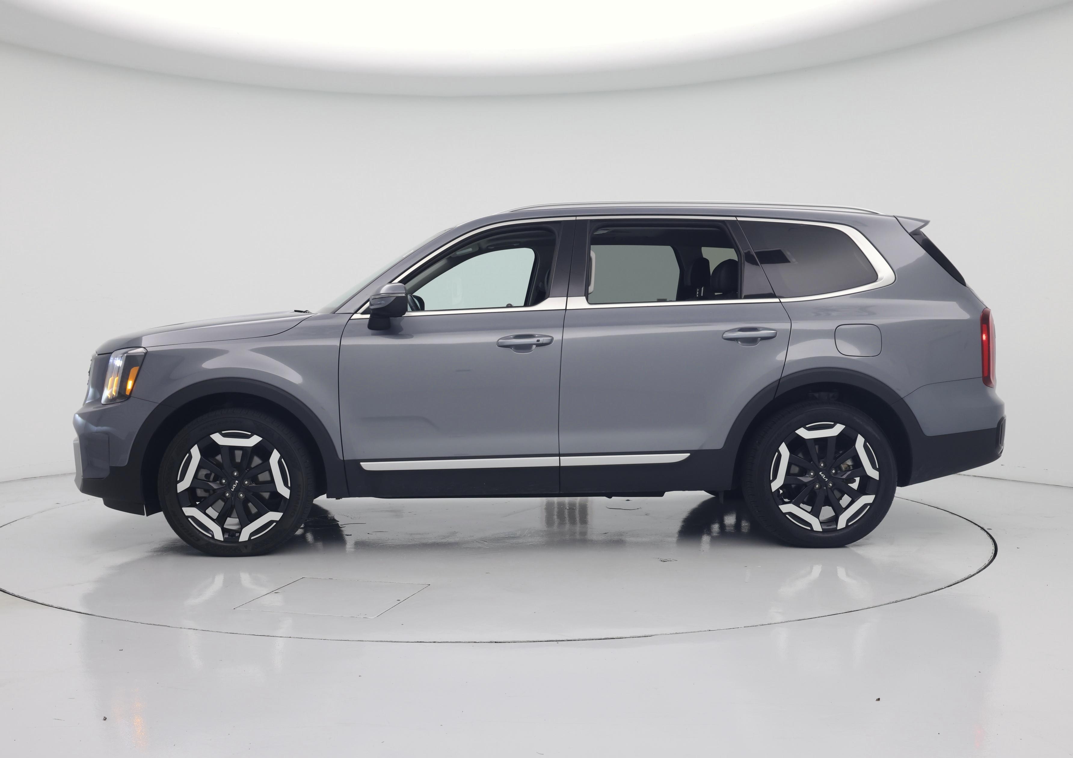 Thumbnail: 2025 Kia Telluride - 3