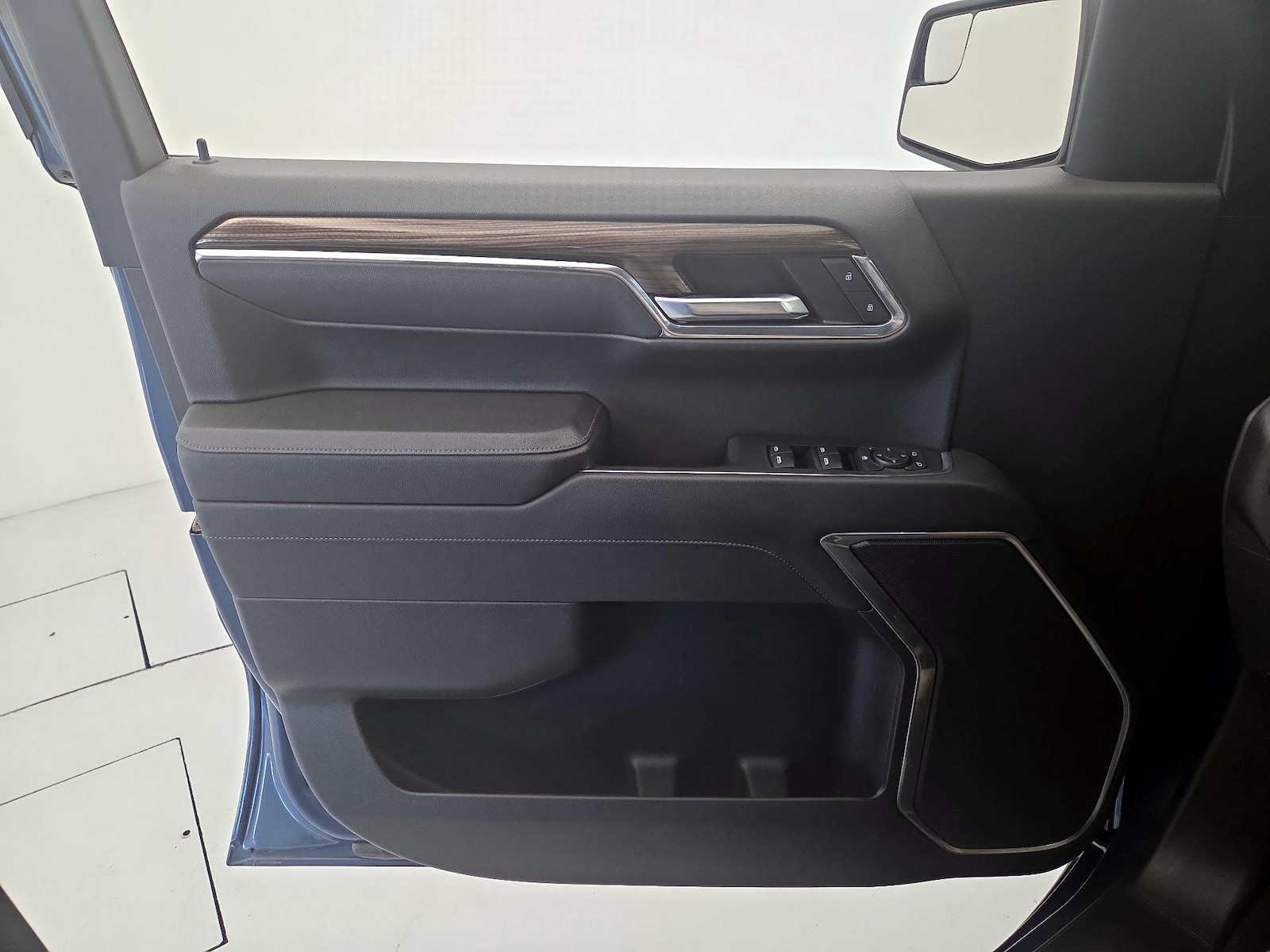 2024 Chevrolet Silverado 1500 LT - Photo 13