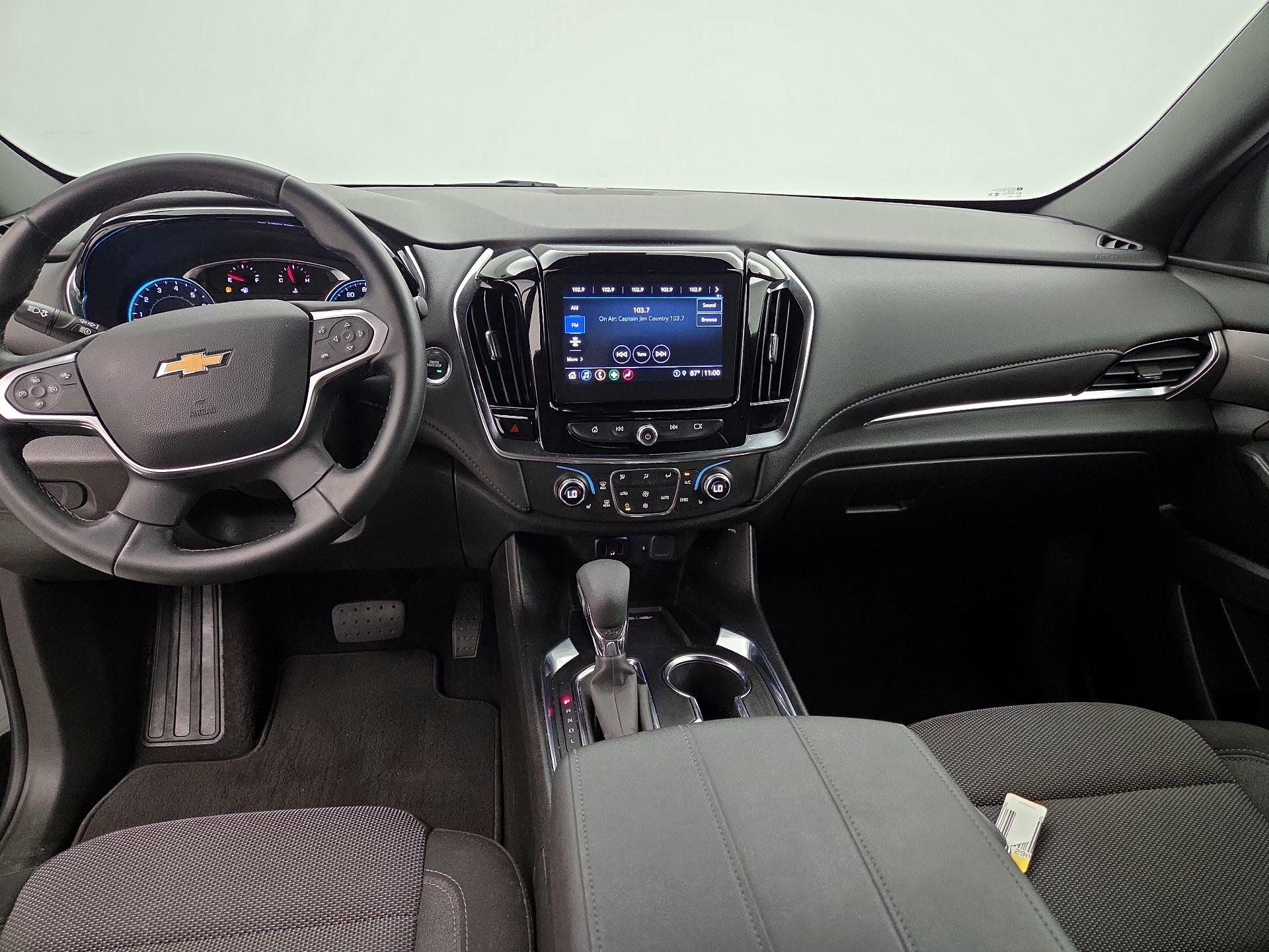 Thumbnail: 2023 Chevrolet Traverse - 9