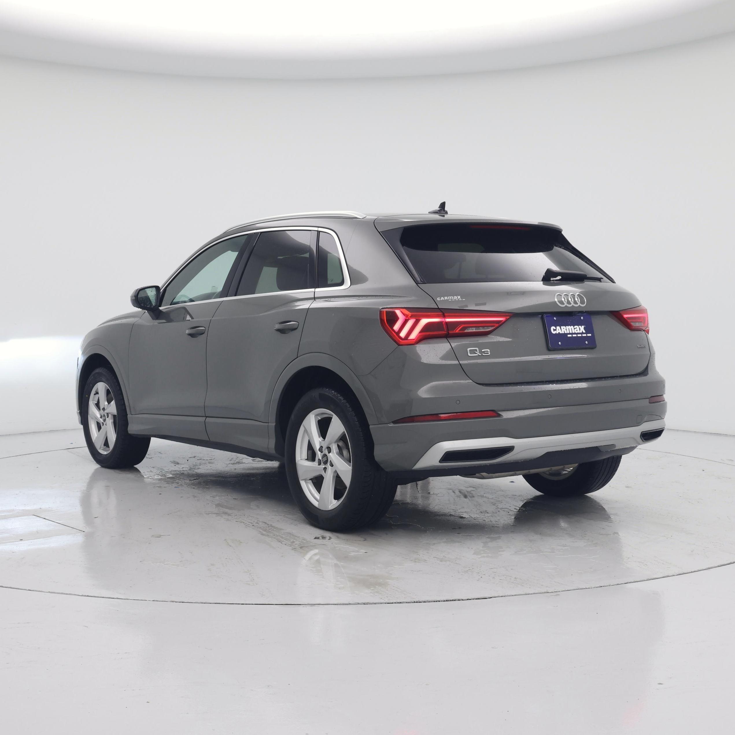 Thumbnail: 2022 Audi Q3 - 2