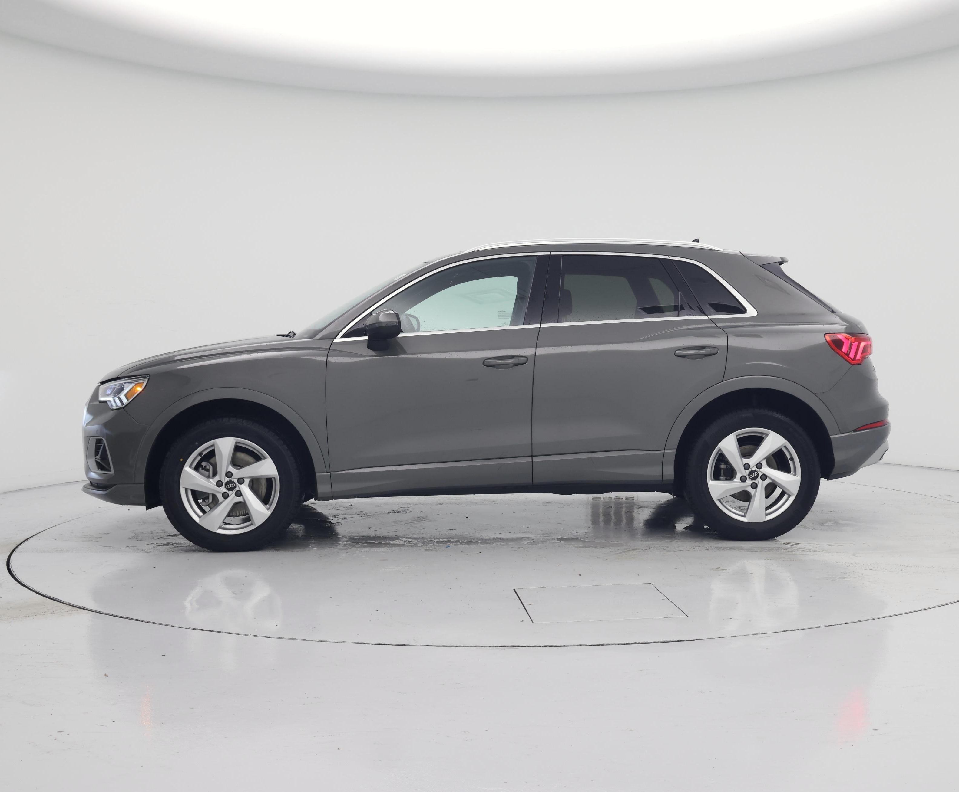 Thumbnail: 2022 Audi Q3 - 3
