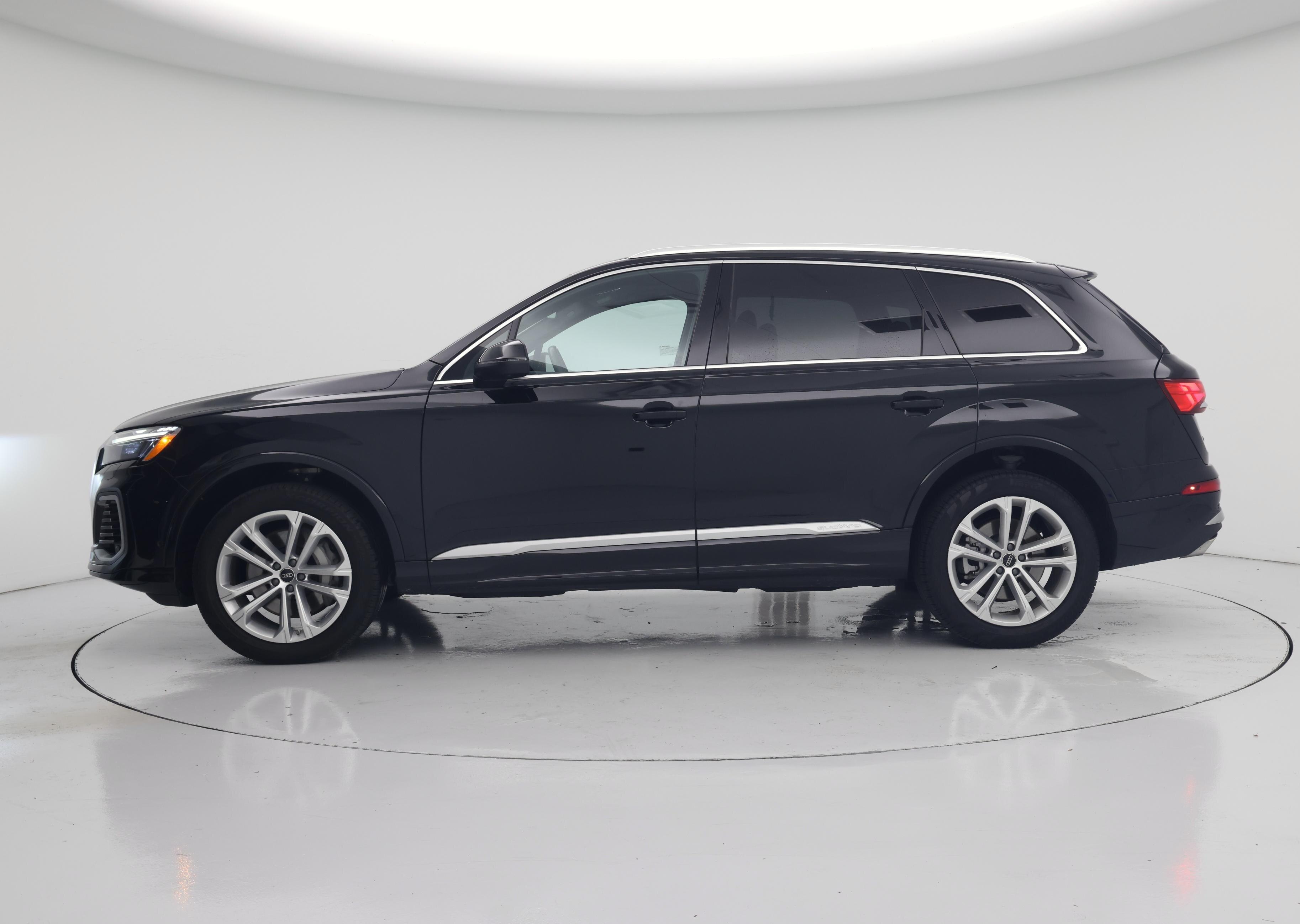 Thumbnail: 2025 Audi Q7 - 3