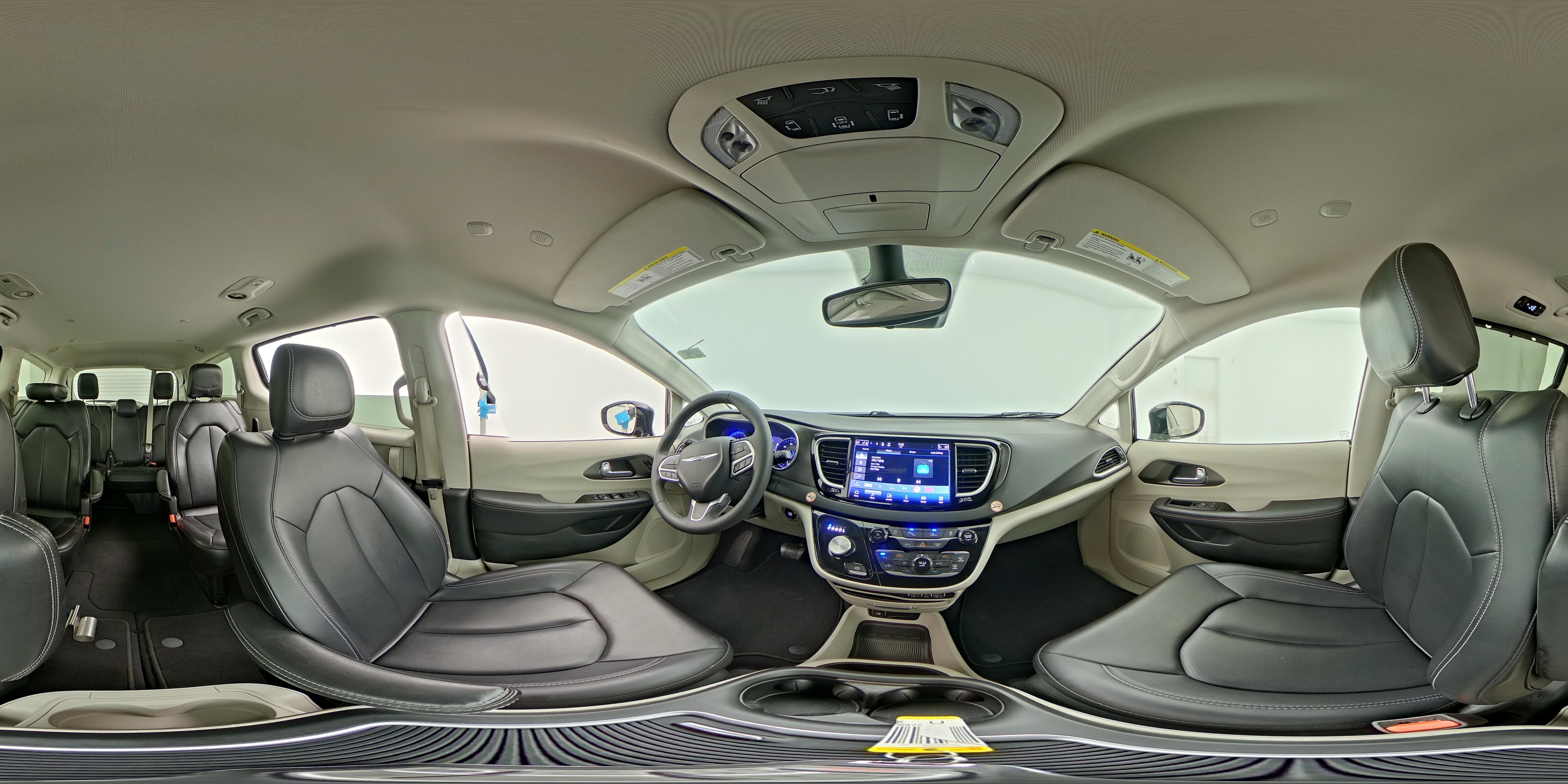 2024 Chrysler Pacifica Touring L - Photo 25