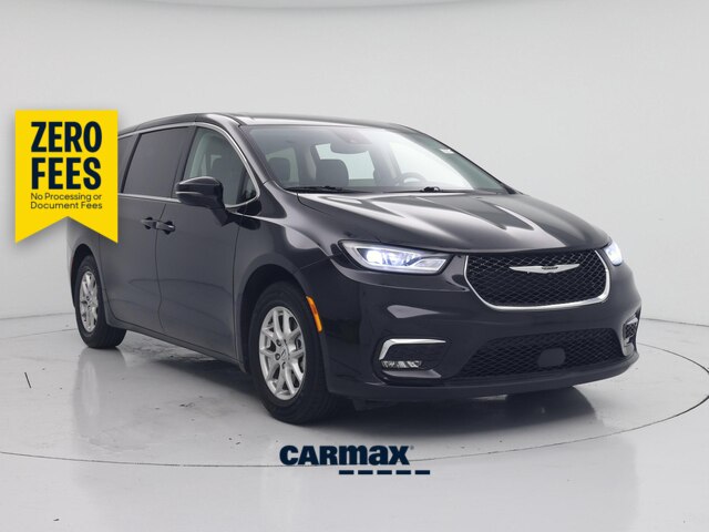 Black 2024 Chrysler Pacifica Minivan Front-Wheel Drive Automatic