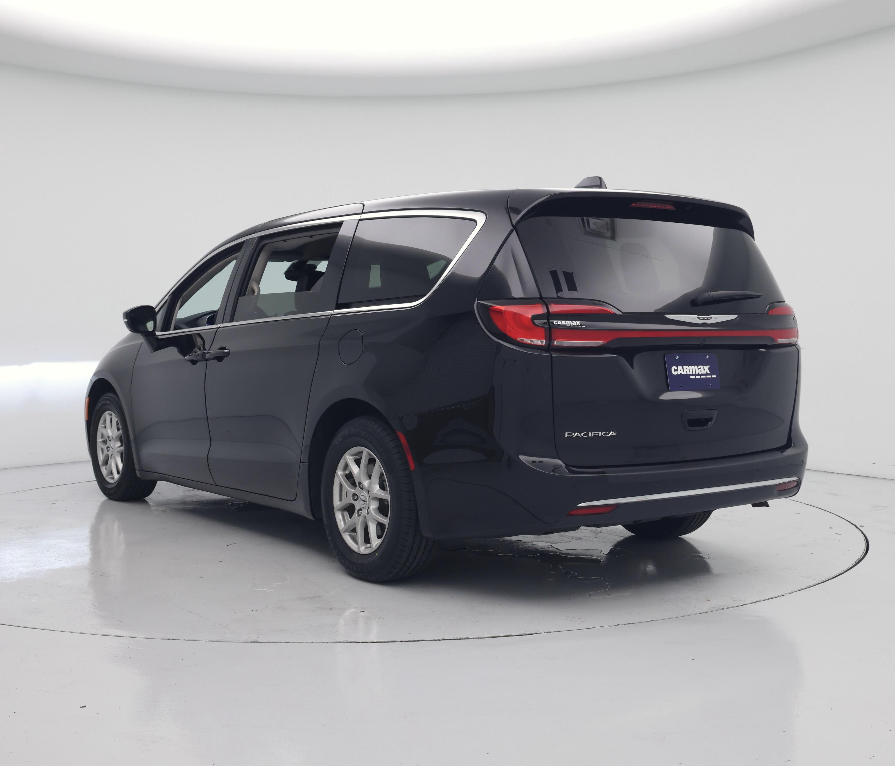 Thumbnail: 2024 Chrysler Pacifica - 2