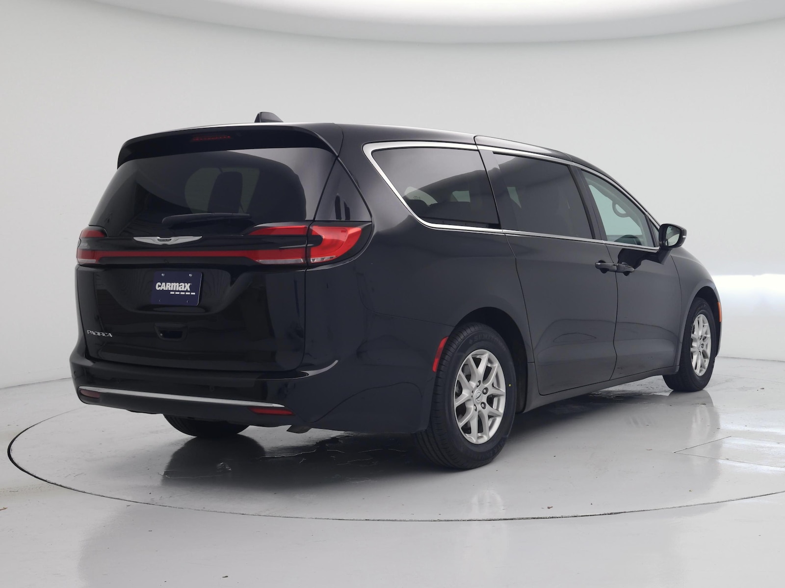 2024 Chrysler Pacifica Touring L - Photo 9