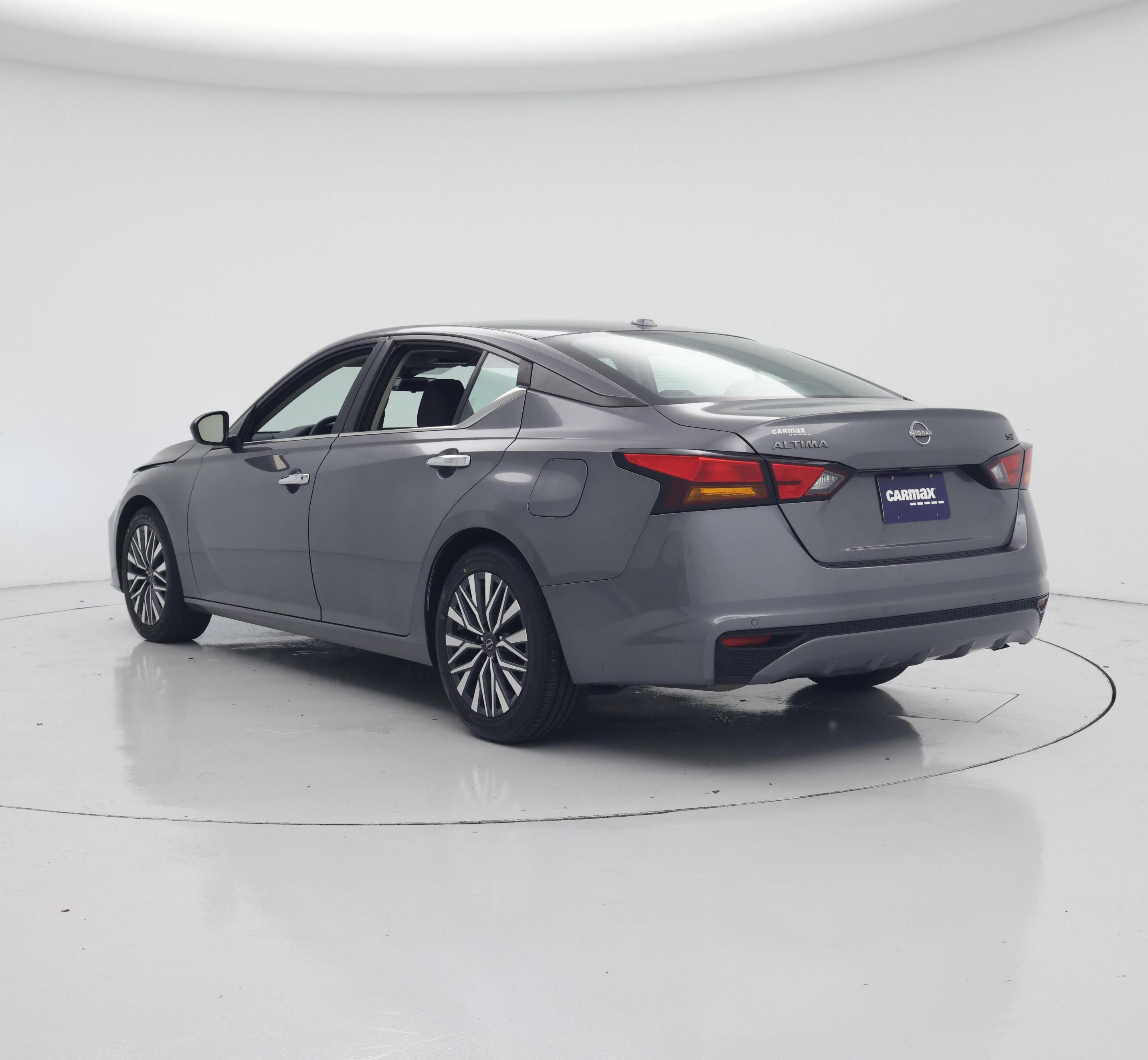 Thumbnail: 2024 Nissan Altima - 2