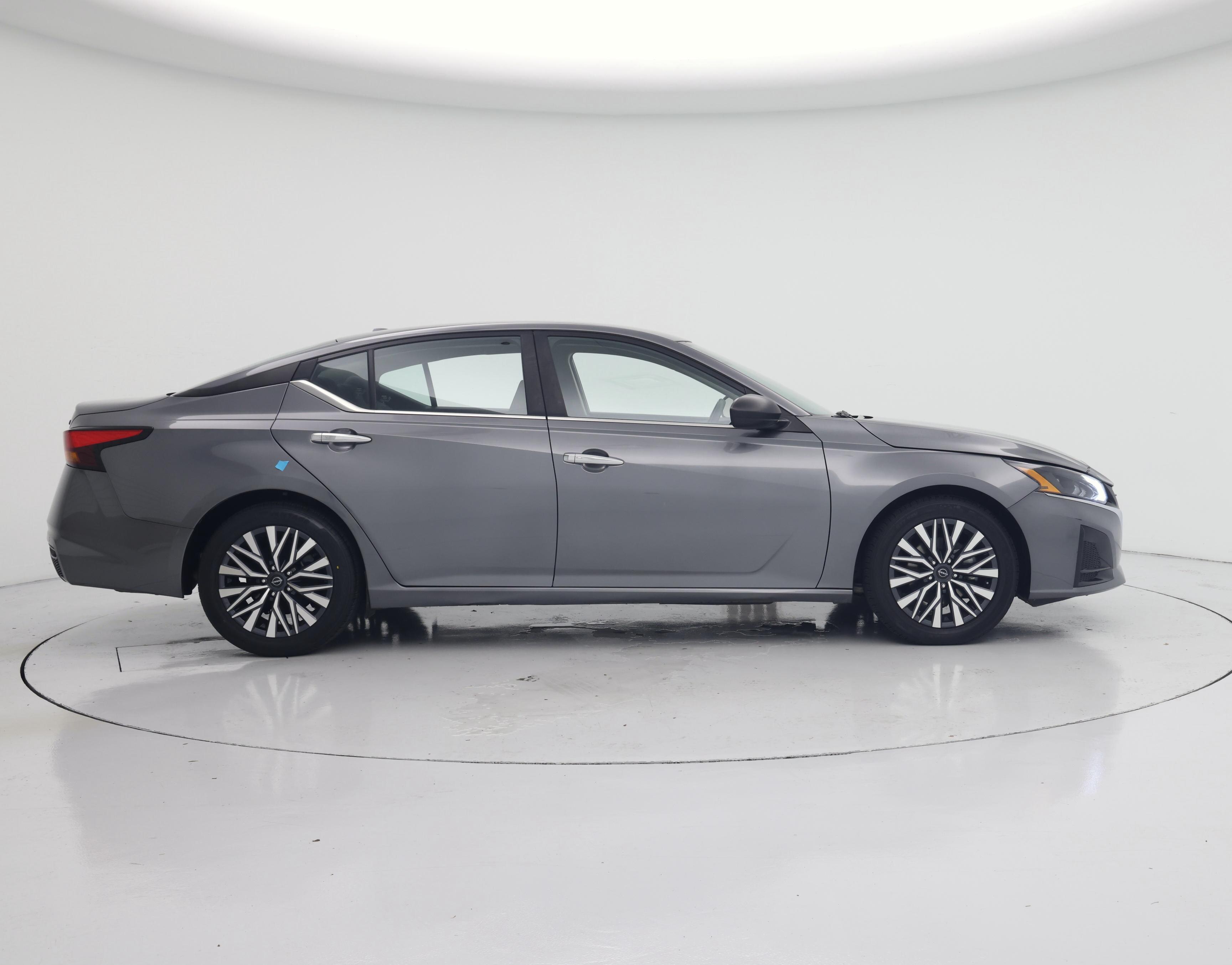 Thumbnail: 2024 Nissan Altima - 7