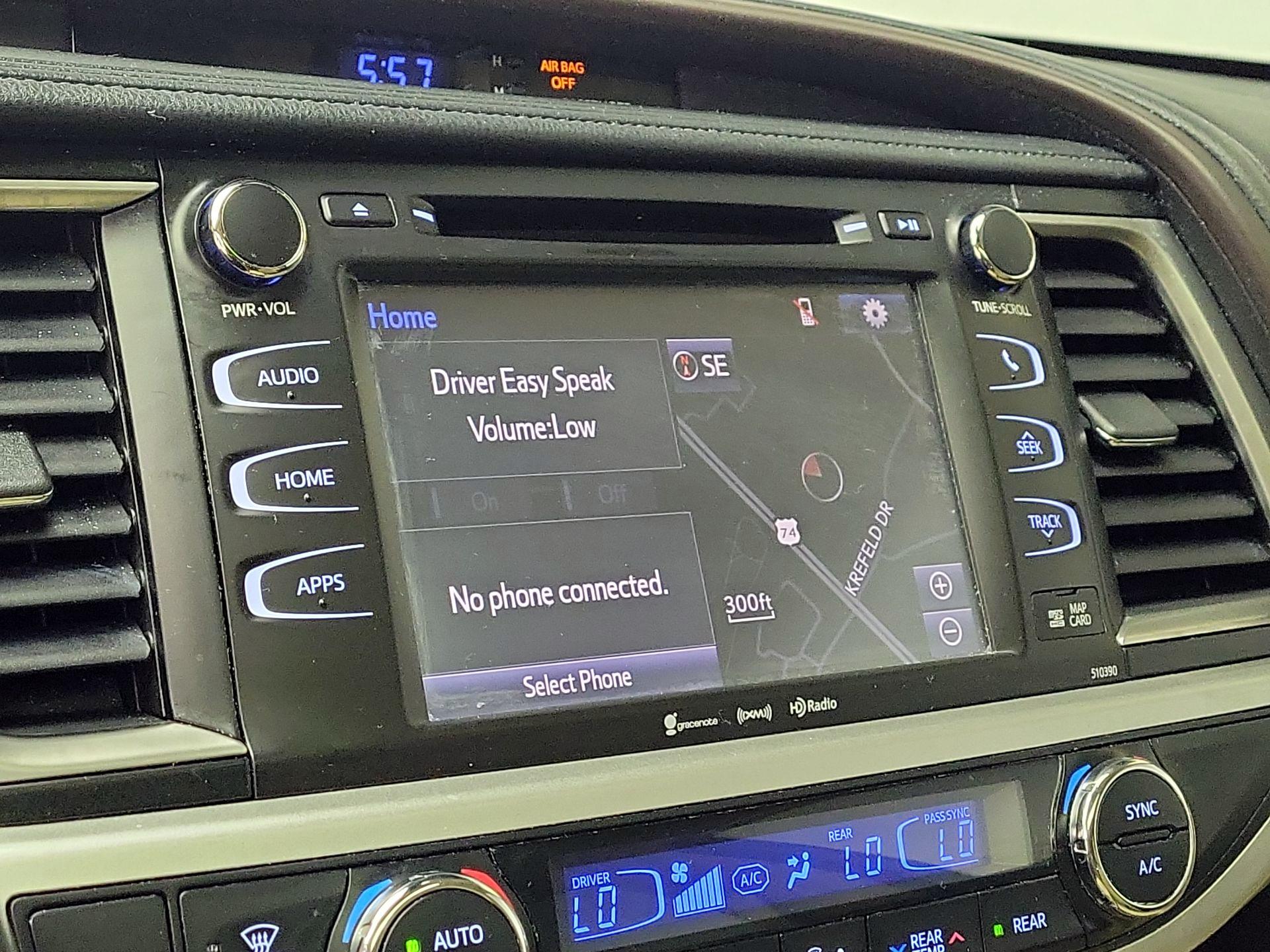 Thumbnail: 2019 Toyota Highlander - 15