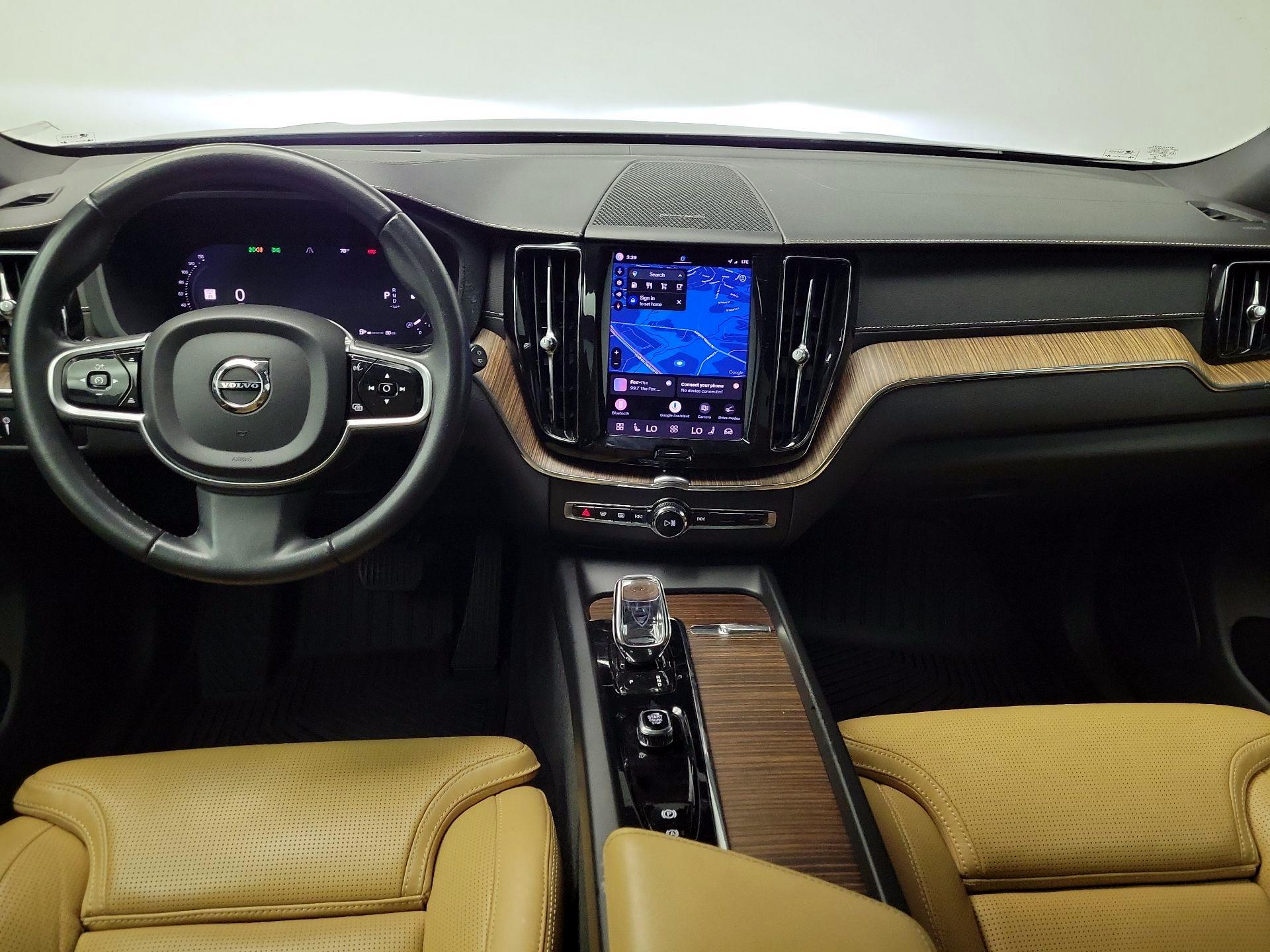 Thumbnail: 2022 Volvo XC60 - 9