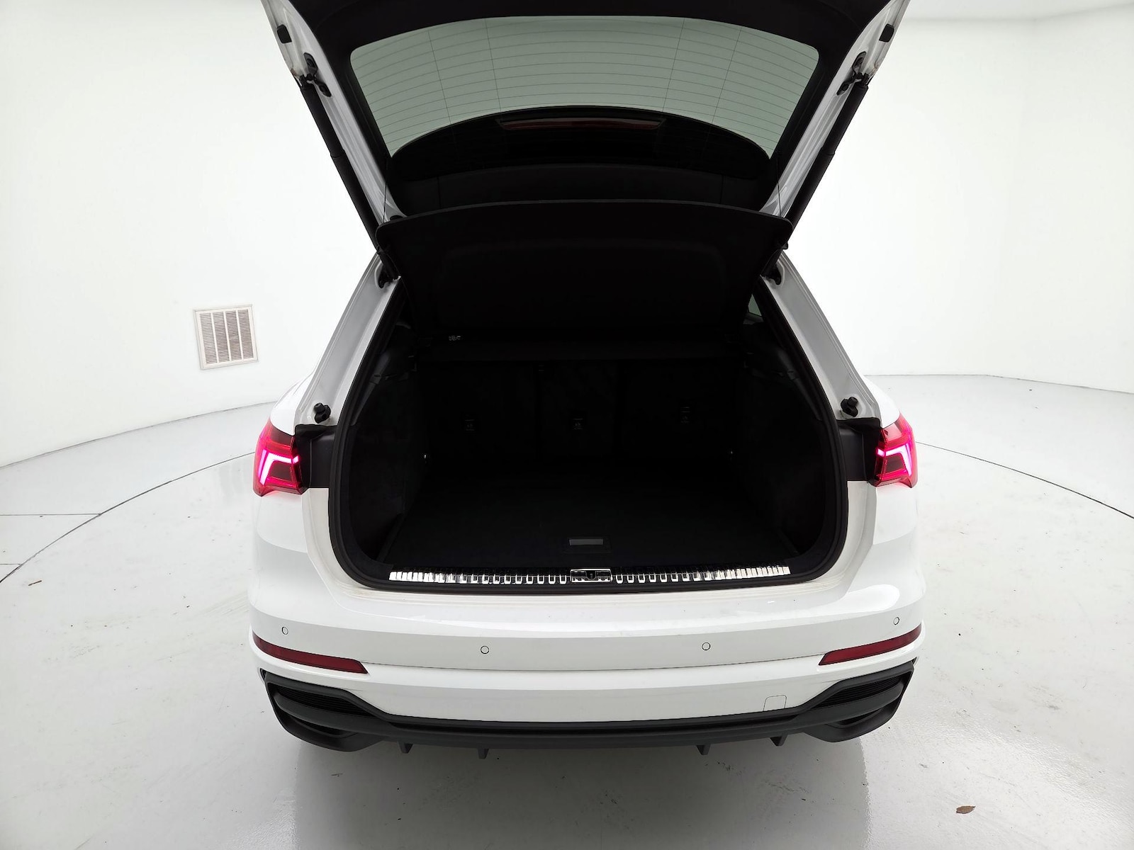 2024 Audi Q3 S Line Premium - Photo 22