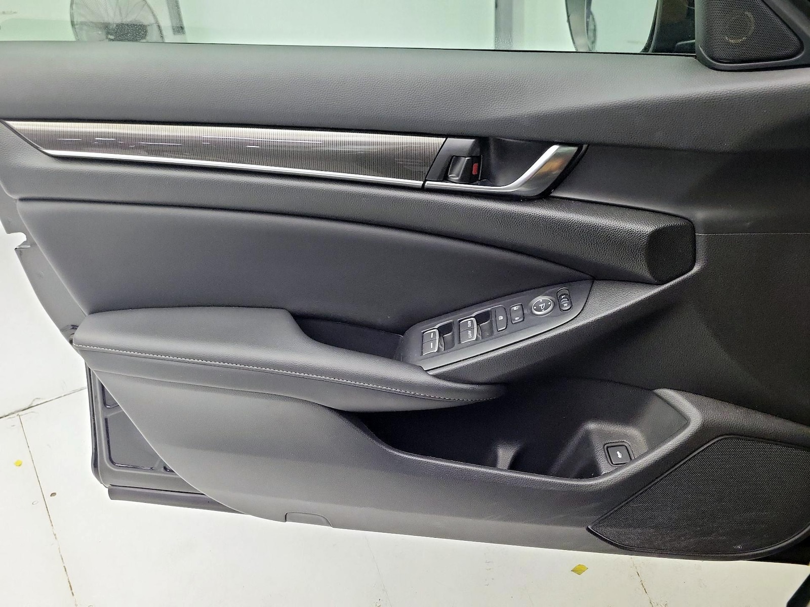2022 Honda Accord Sport - Photo 13