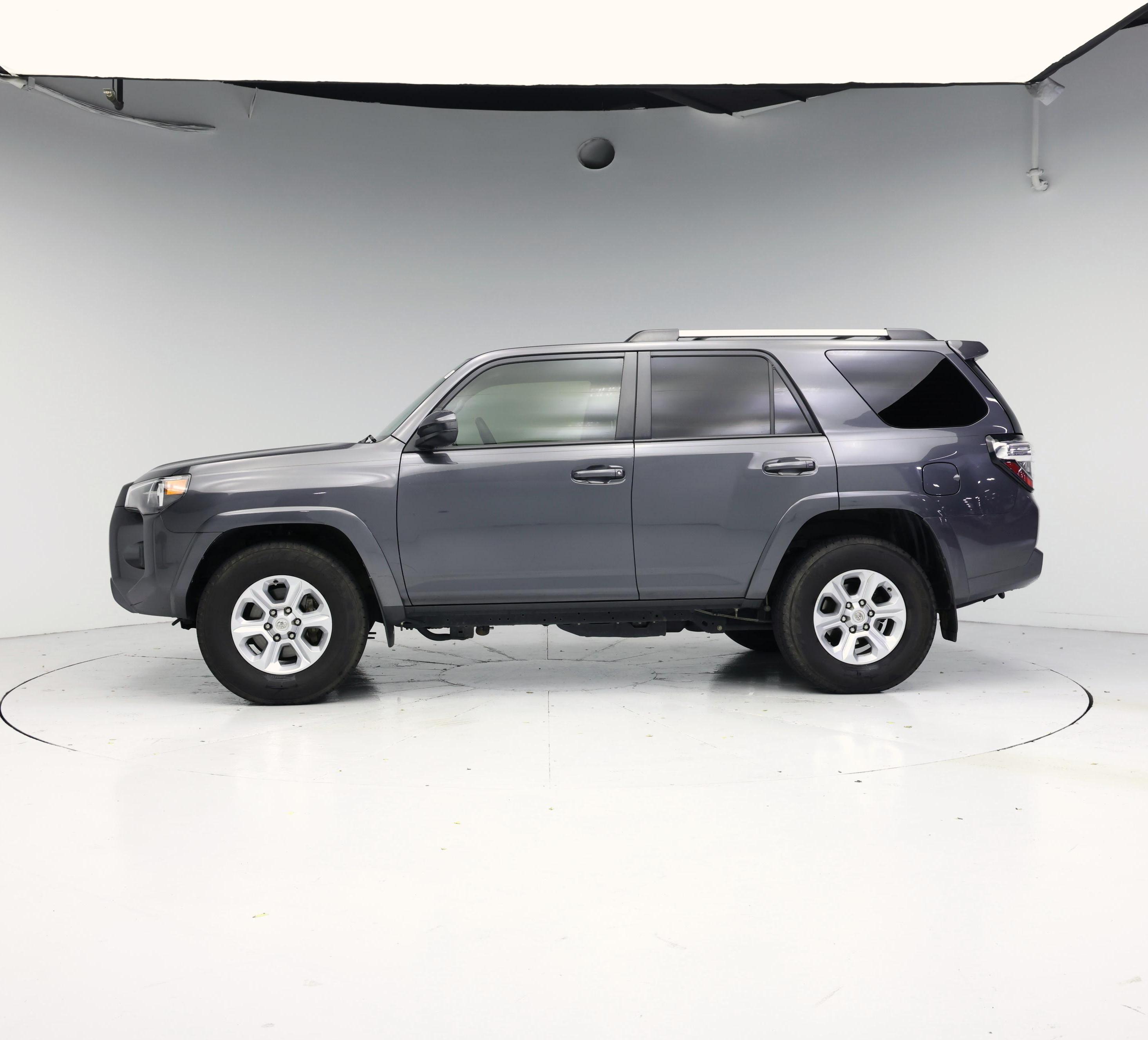 Thumbnail: 2023 Toyota 4Runner - 3