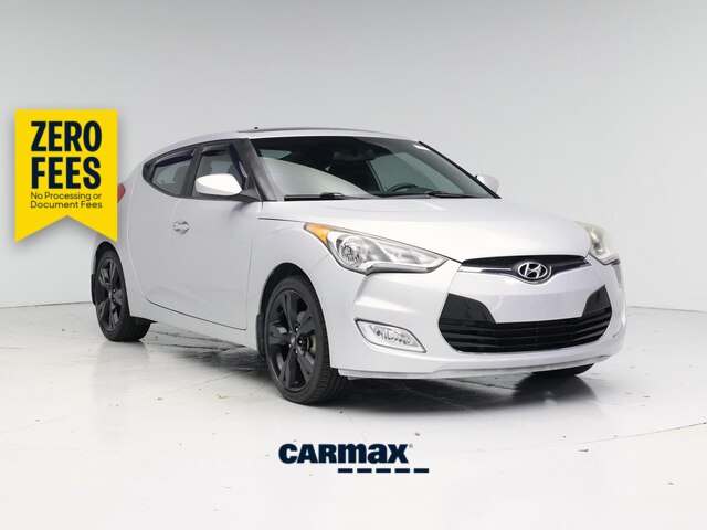 Silver 2017 Hyundai Veloster Coupe Front-Wheel Drive Automatic