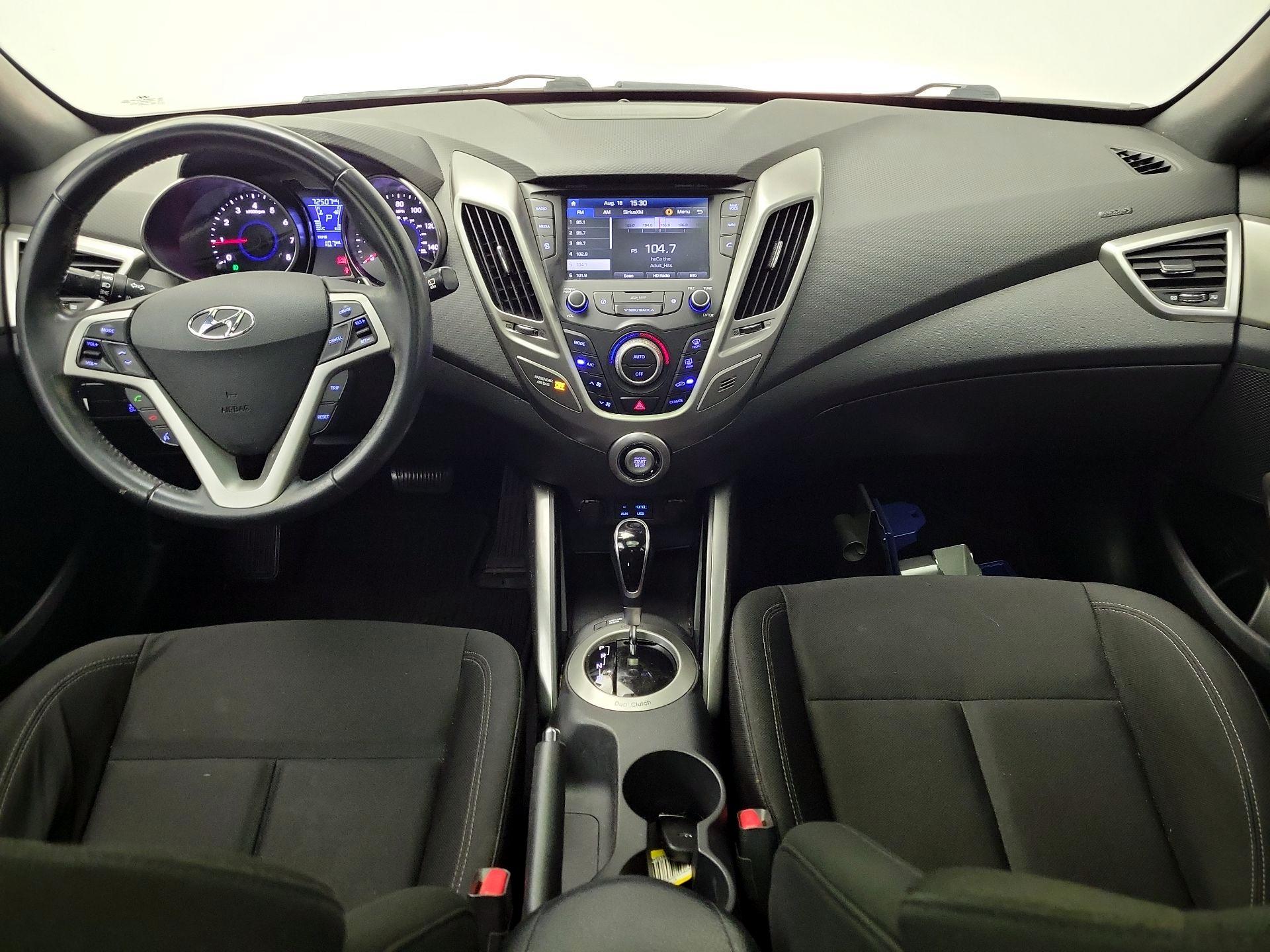 Thumbnail: 2017 Hyundai Veloster - 9