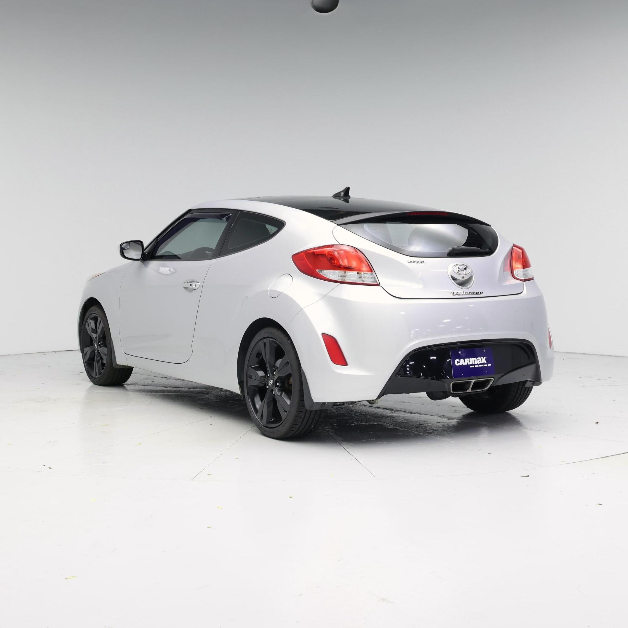 Thumbnail: 2017 Hyundai Veloster - 2