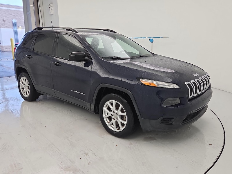 2016 Jeep Cherokee Sport