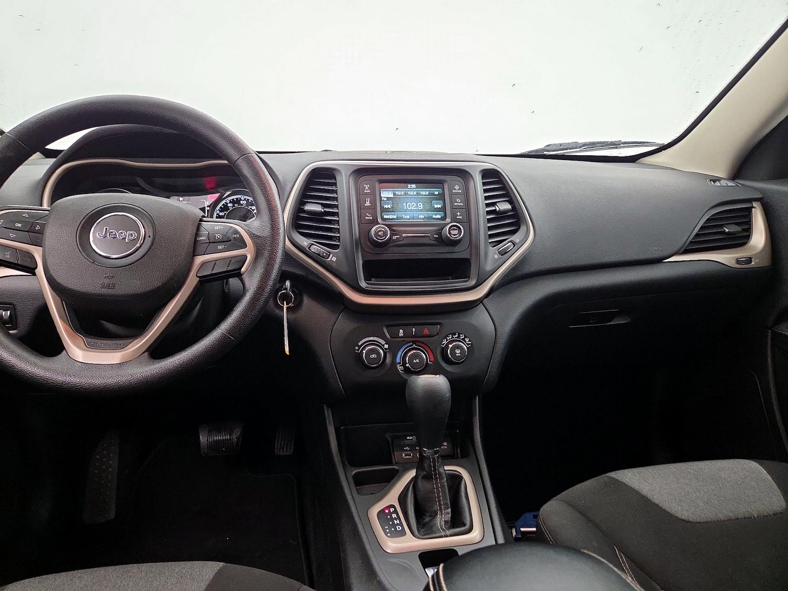 Photo 8