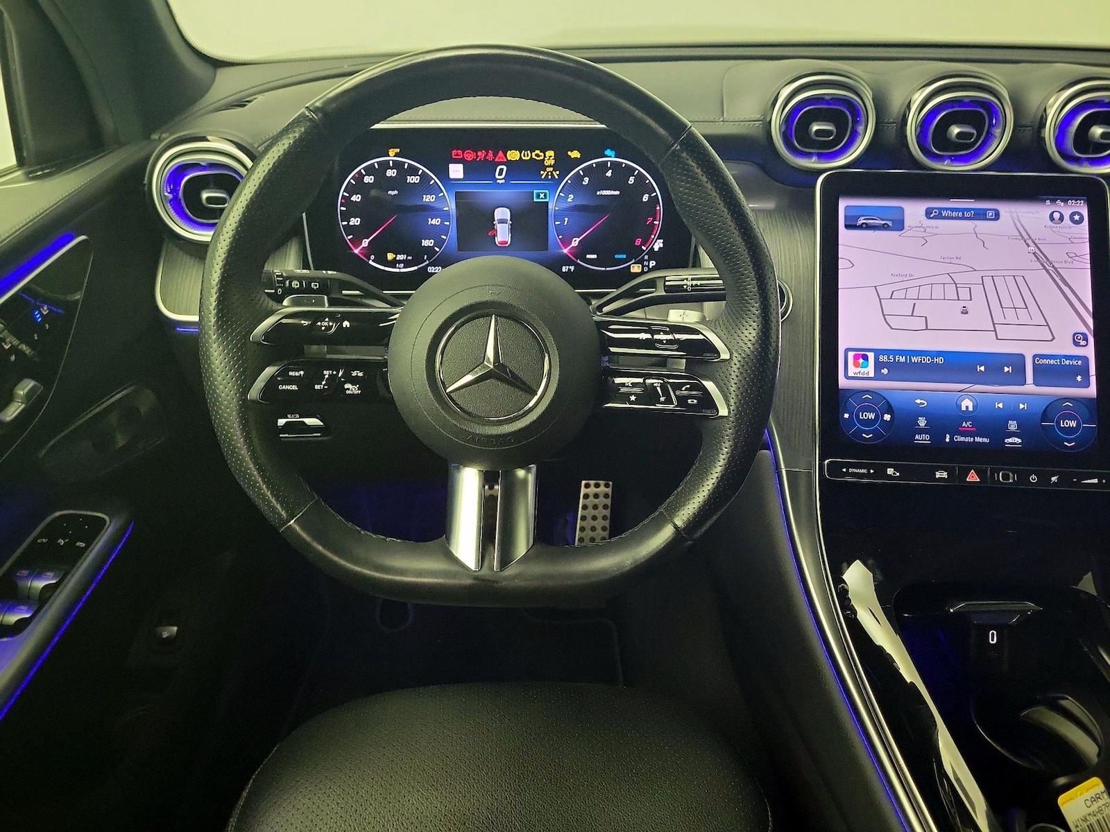 2023 Mercedes-Benz GLC GLC 300 - Photo 11