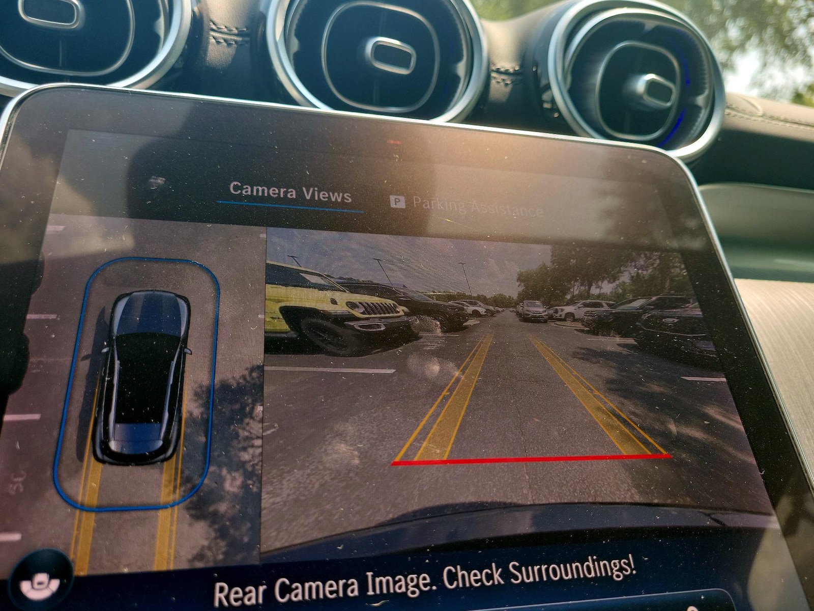 2023 Mercedes-Benz GLC GLC 300 - Photo 16