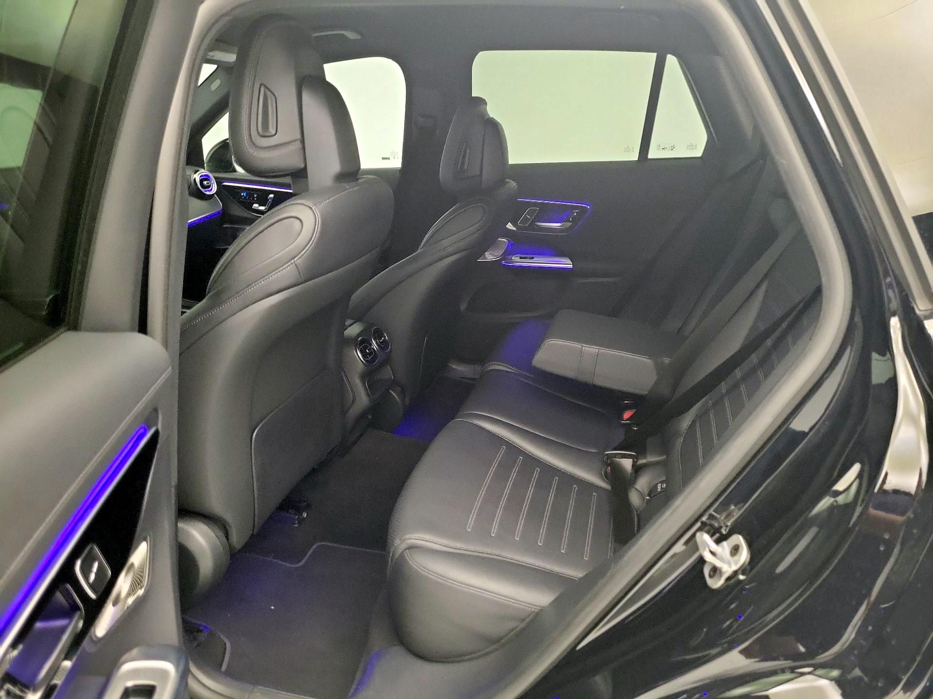 Thumbnail: 2023 Mercedes-Benz GLC - 20