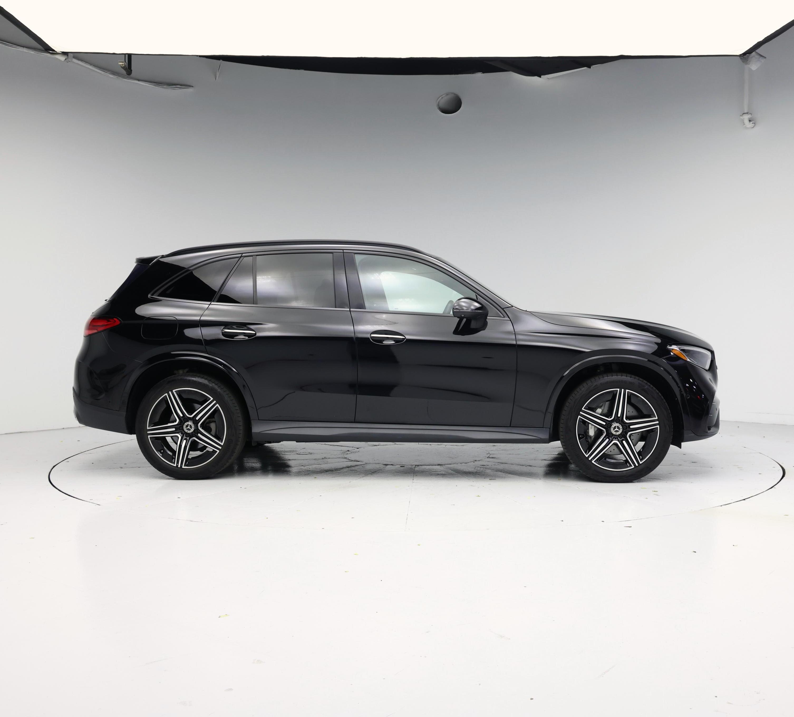 Thumbnail: 2023 Mercedes-Benz GLC - 7