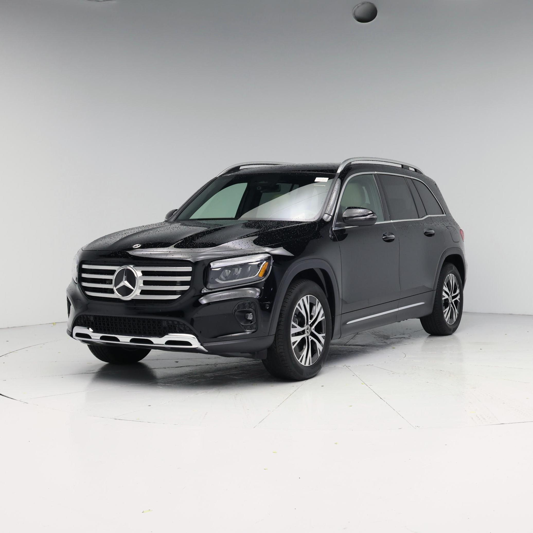 Thumbnail: 2024 Mercedes-Benz GLB - 4
