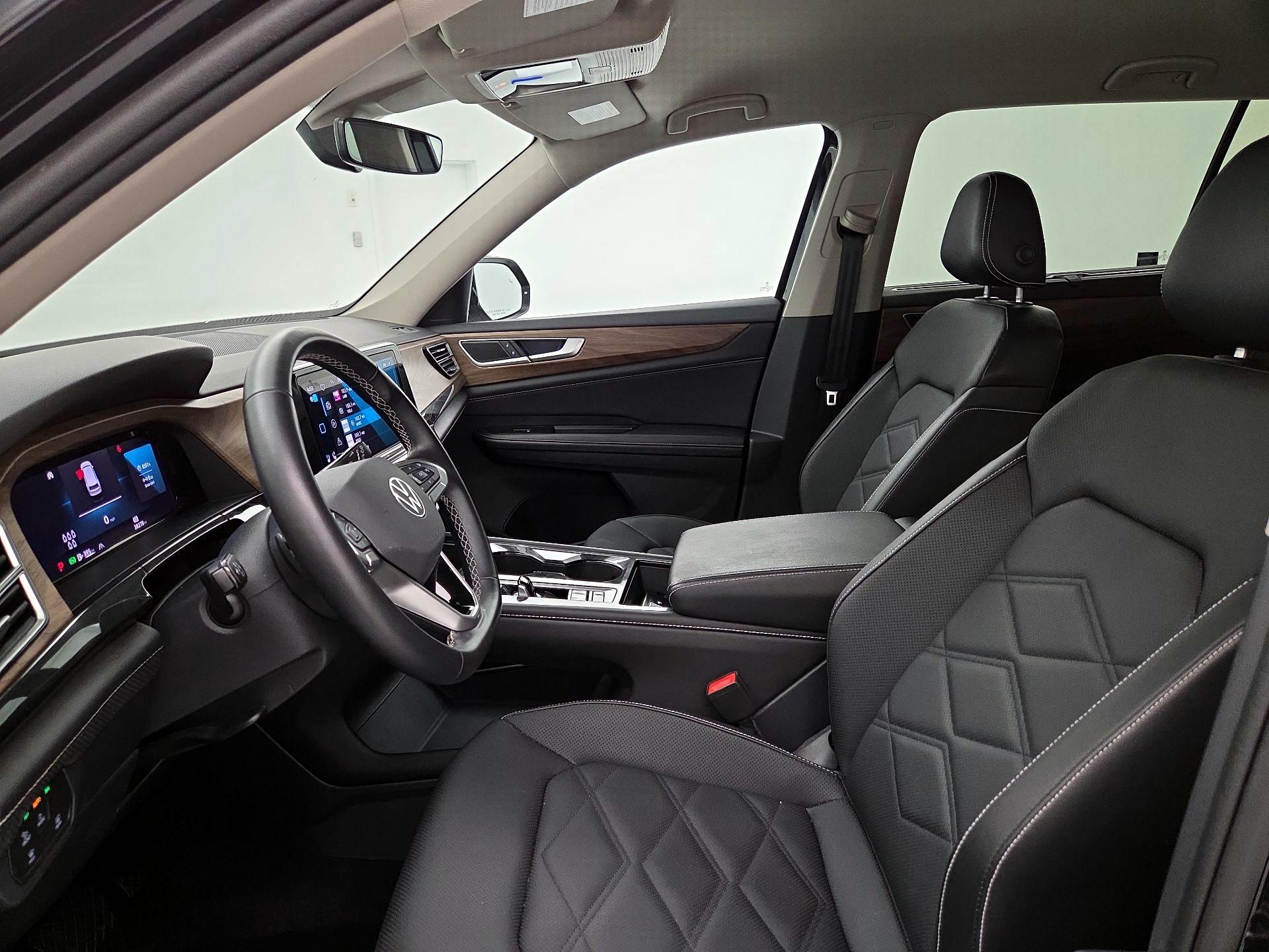 Thumbnail: 2025 Volkswagen Atlas - 11