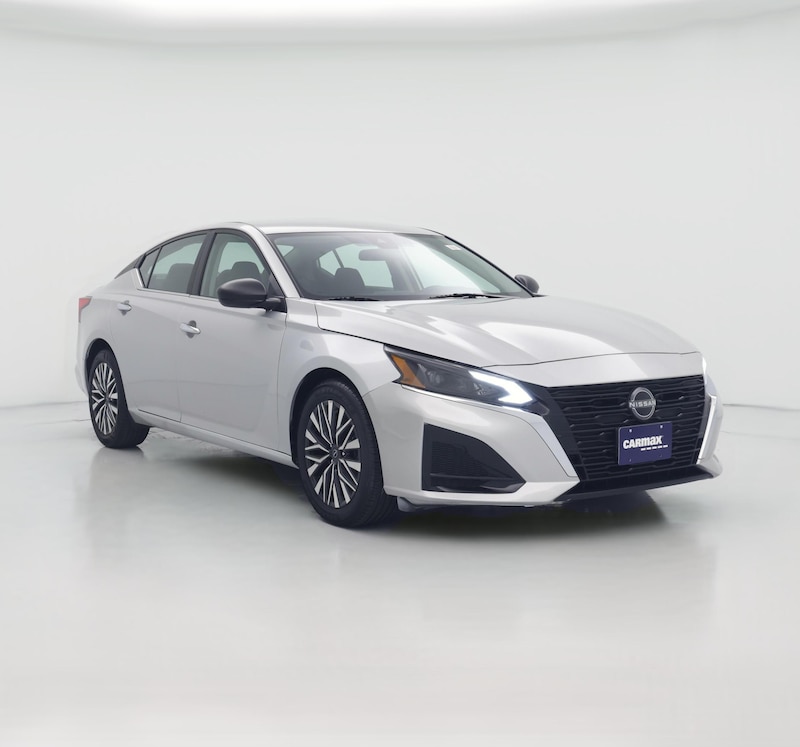 2024 Nissan Altima SV