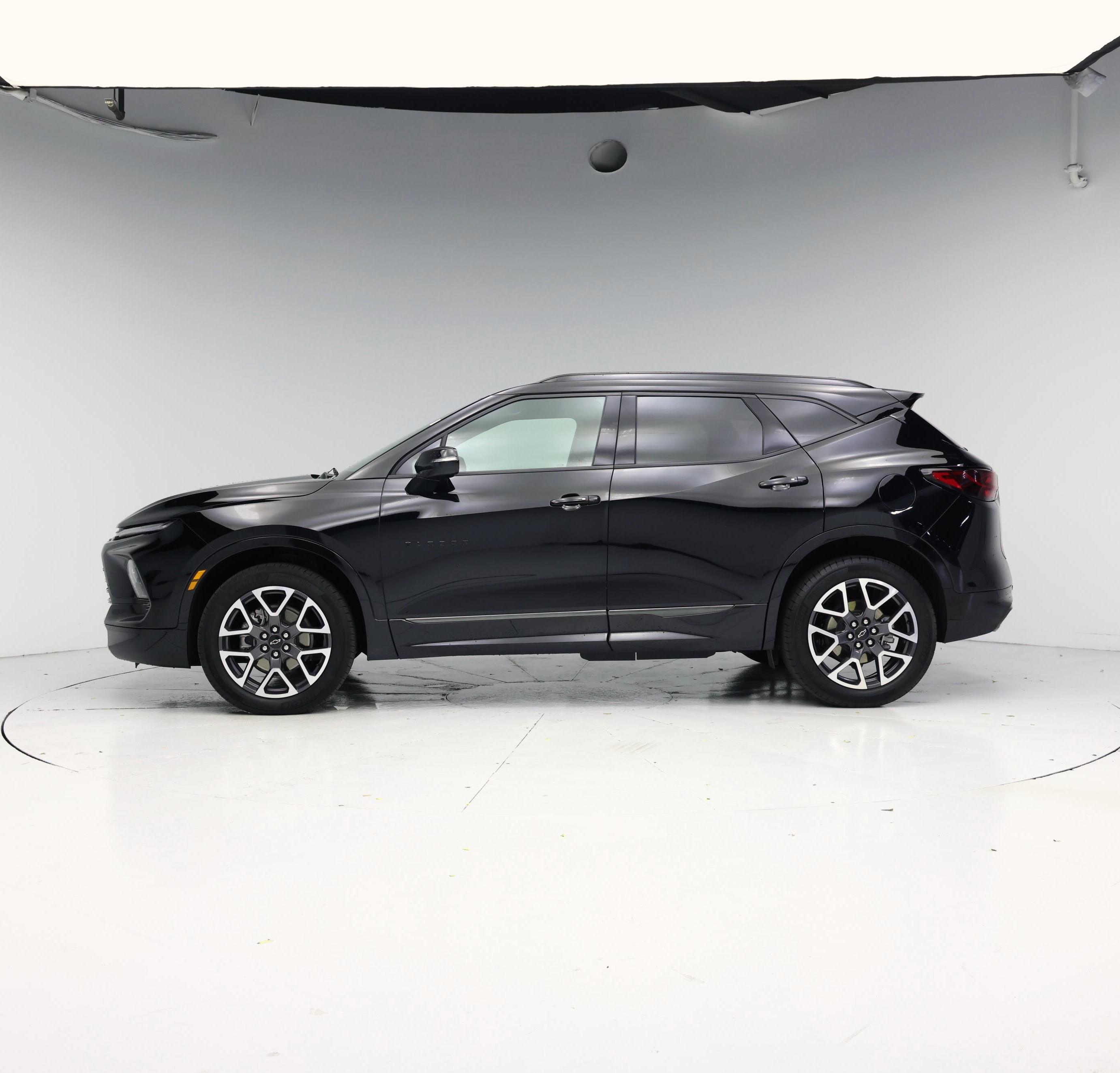Thumbnail: 2025 Chevrolet Blazer - 3