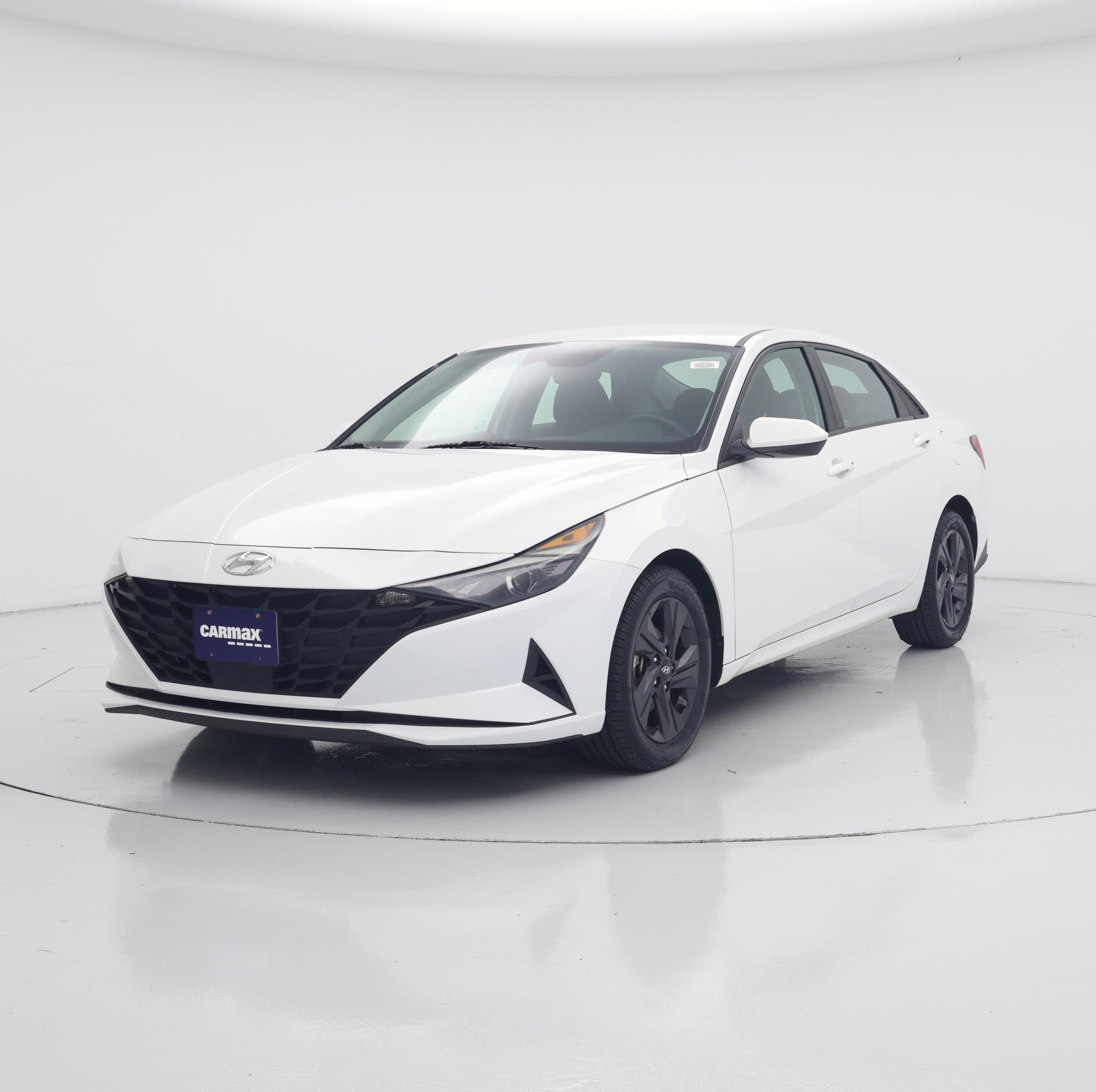 Thumbnail: 2022 Hyundai Elantra - 4