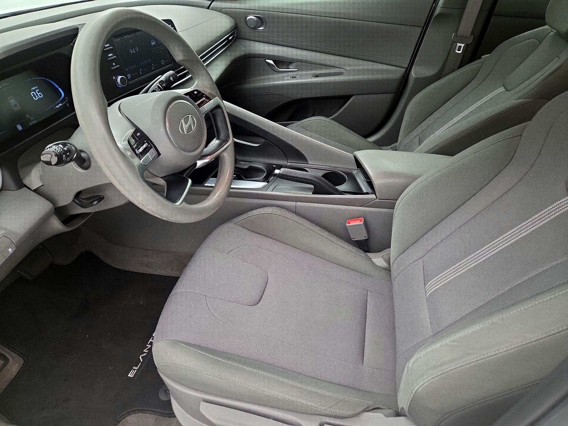 Thumbnail: 2024 Hyundai Elantra - 11