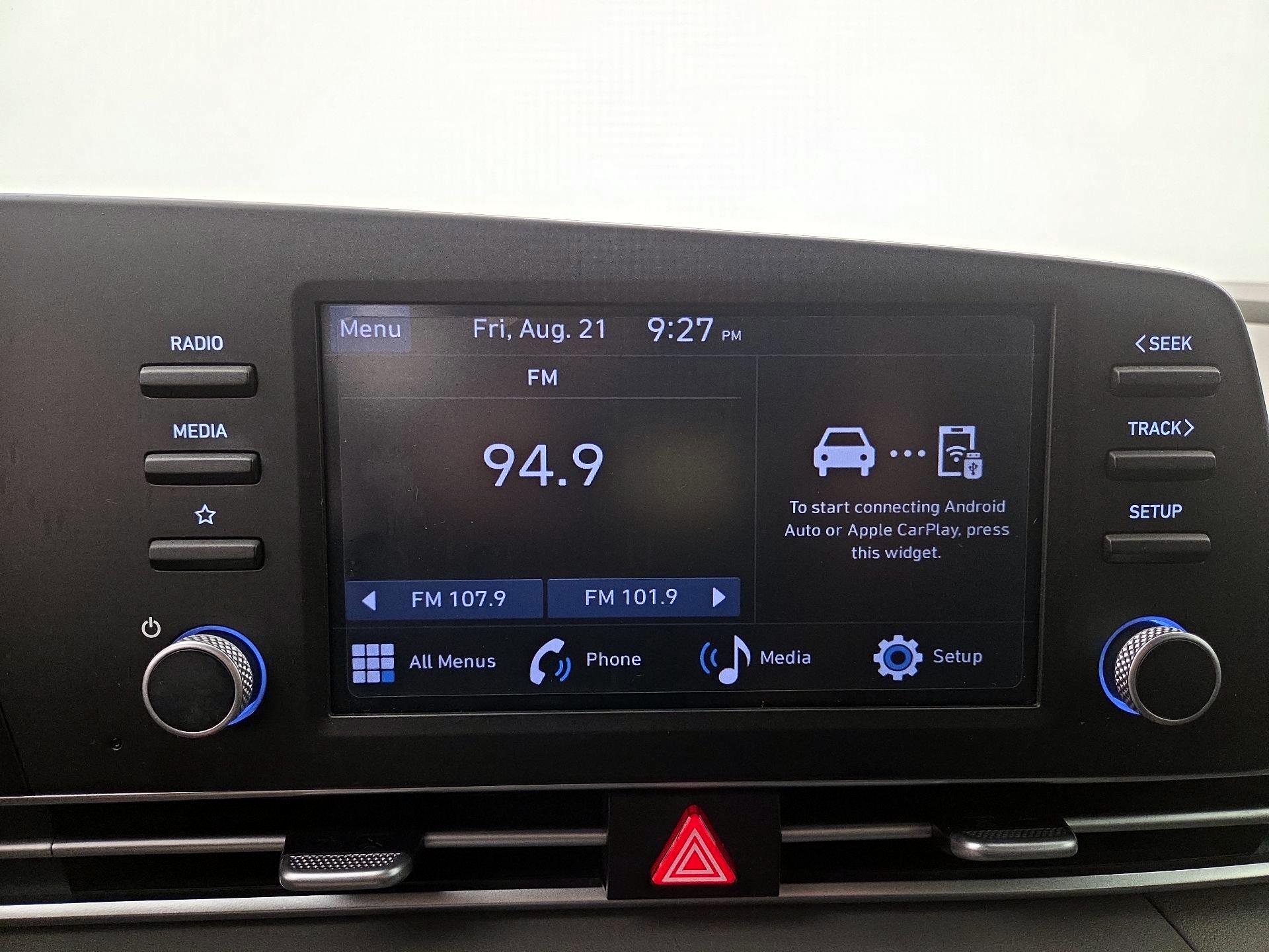 Thumbnail: 2024 Hyundai Elantra - 15