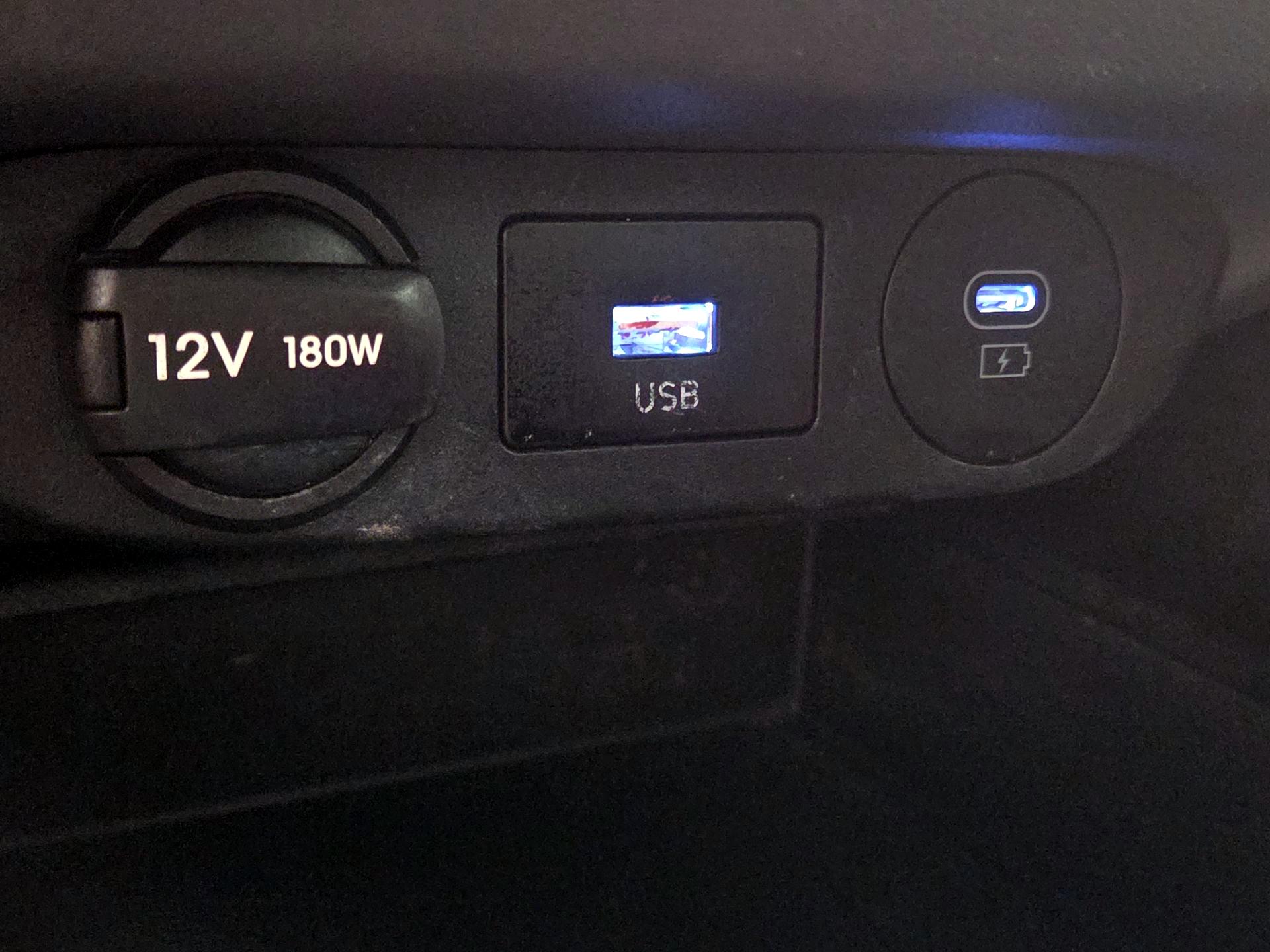 Thumbnail: 2024 Hyundai Elantra - 18