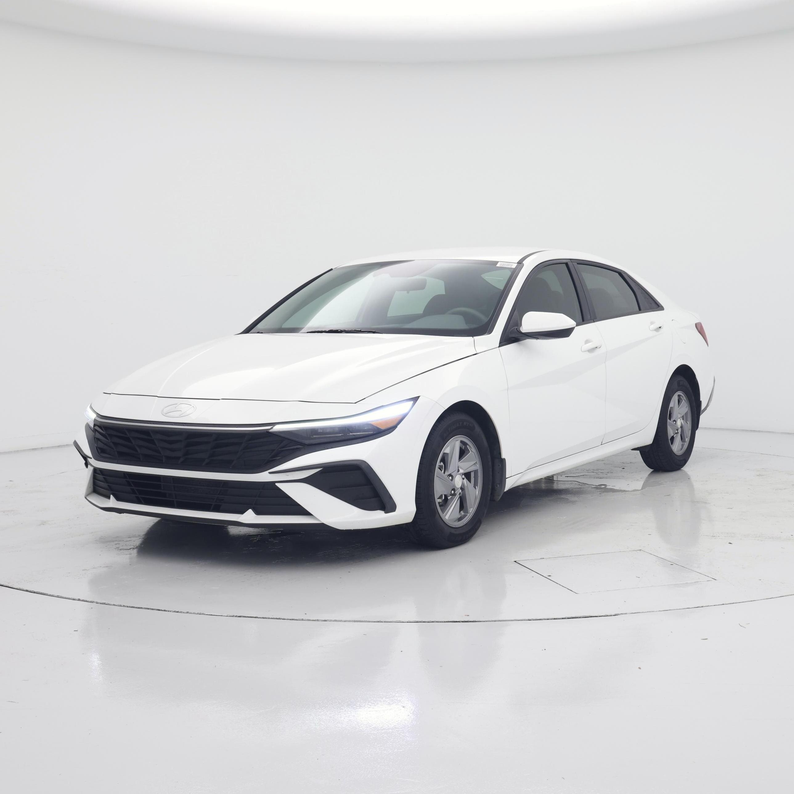Thumbnail: 2024 Hyundai Elantra - 4