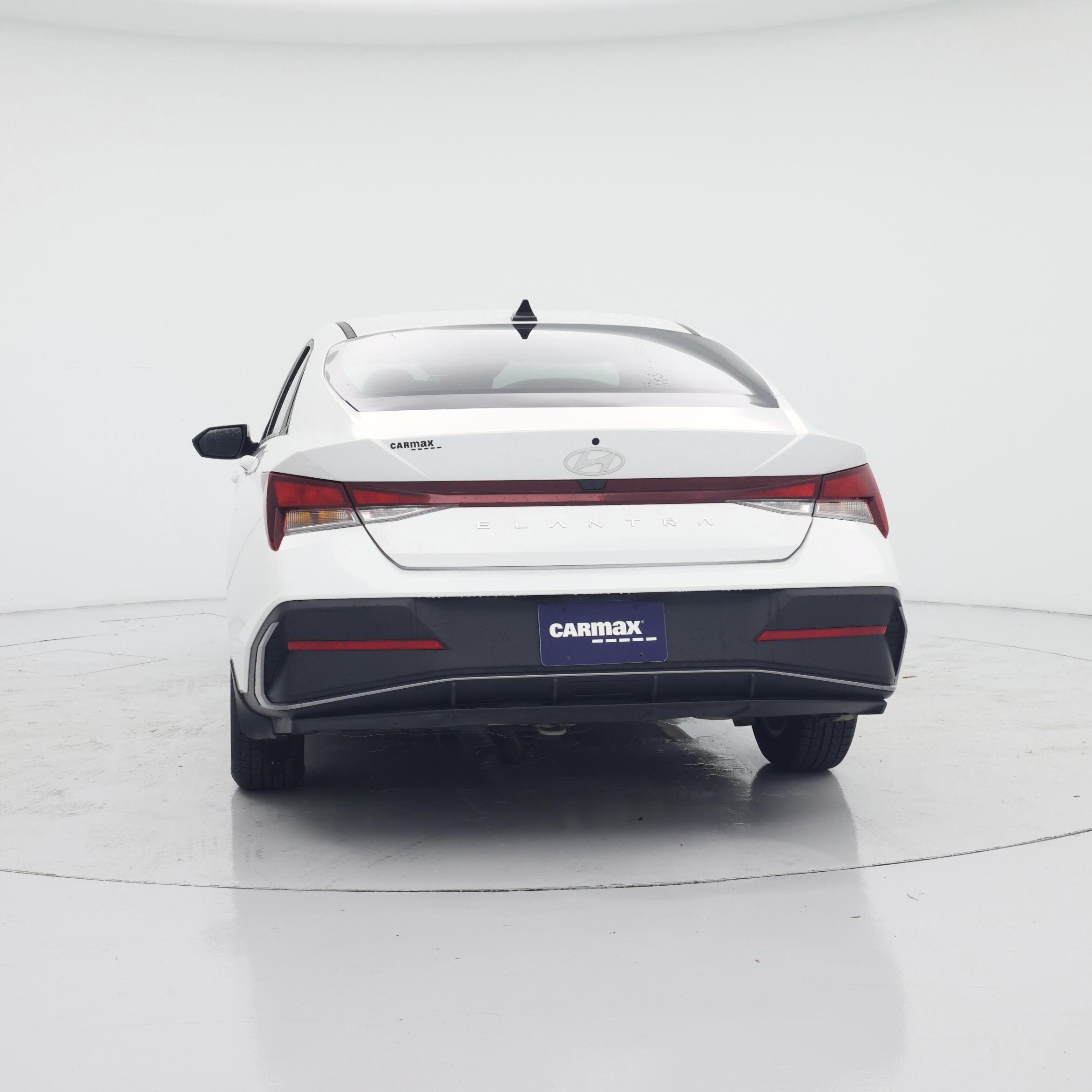 Thumbnail: 2024 Hyundai Elantra - 6
