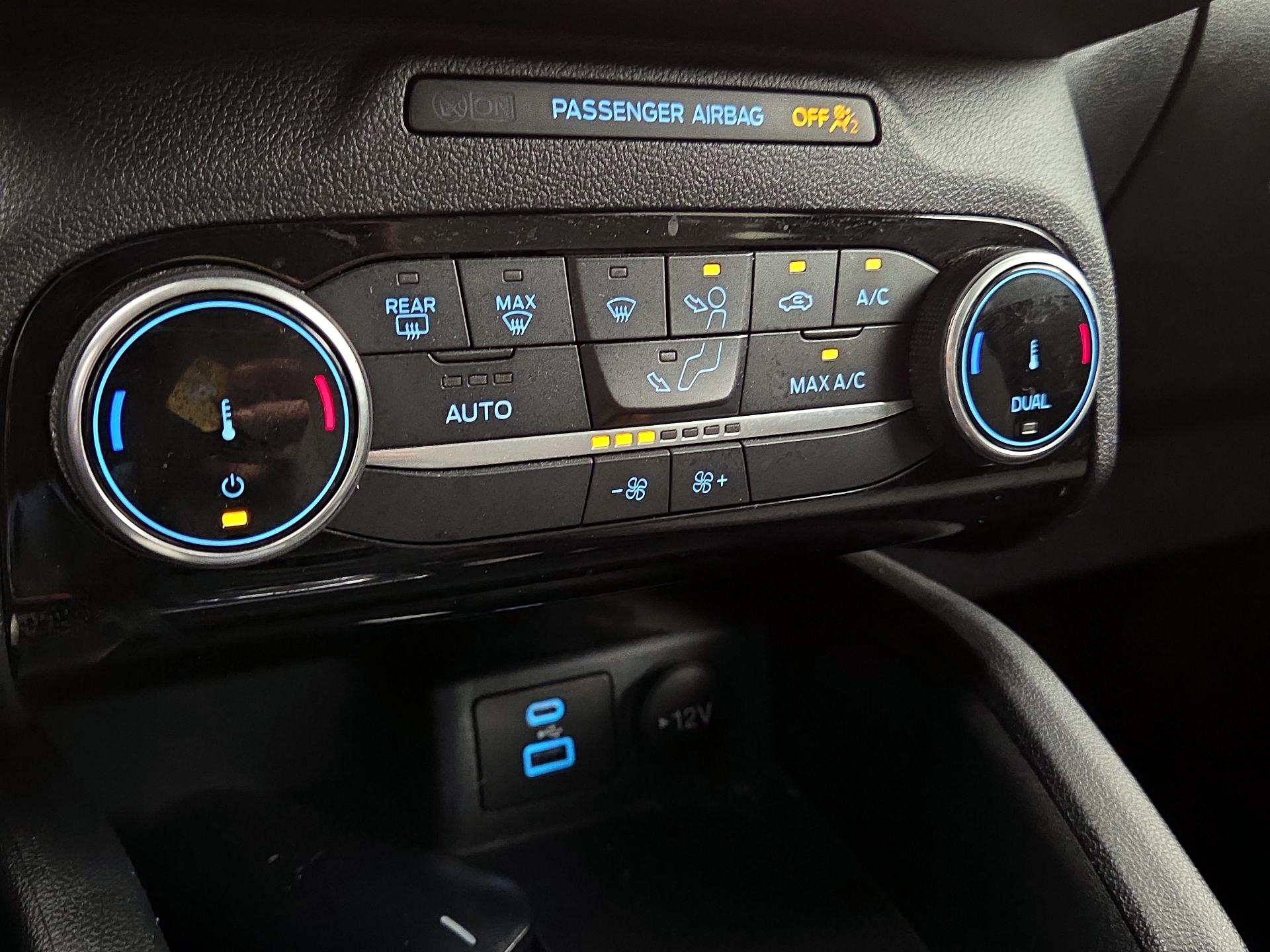Thumbnail: 2022 Ford Escape - 16