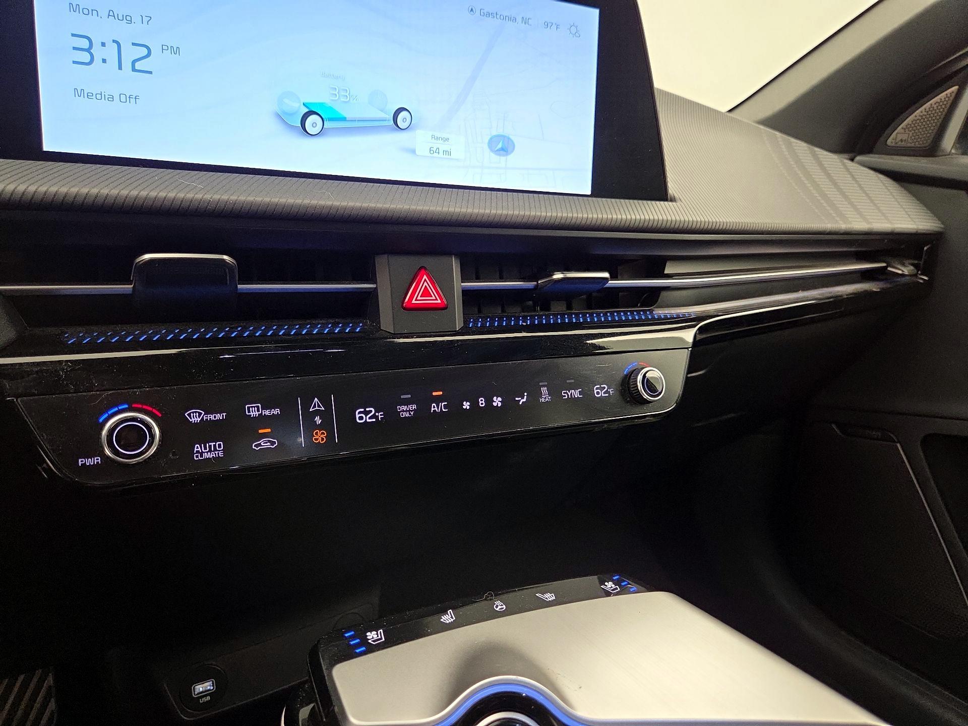 Thumbnail: 2024 Kia EV6 - 16