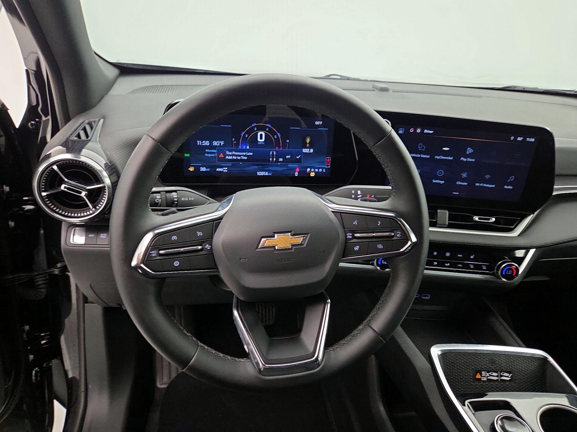 Thumbnail: 2026 Chevrolet Equinox - 10