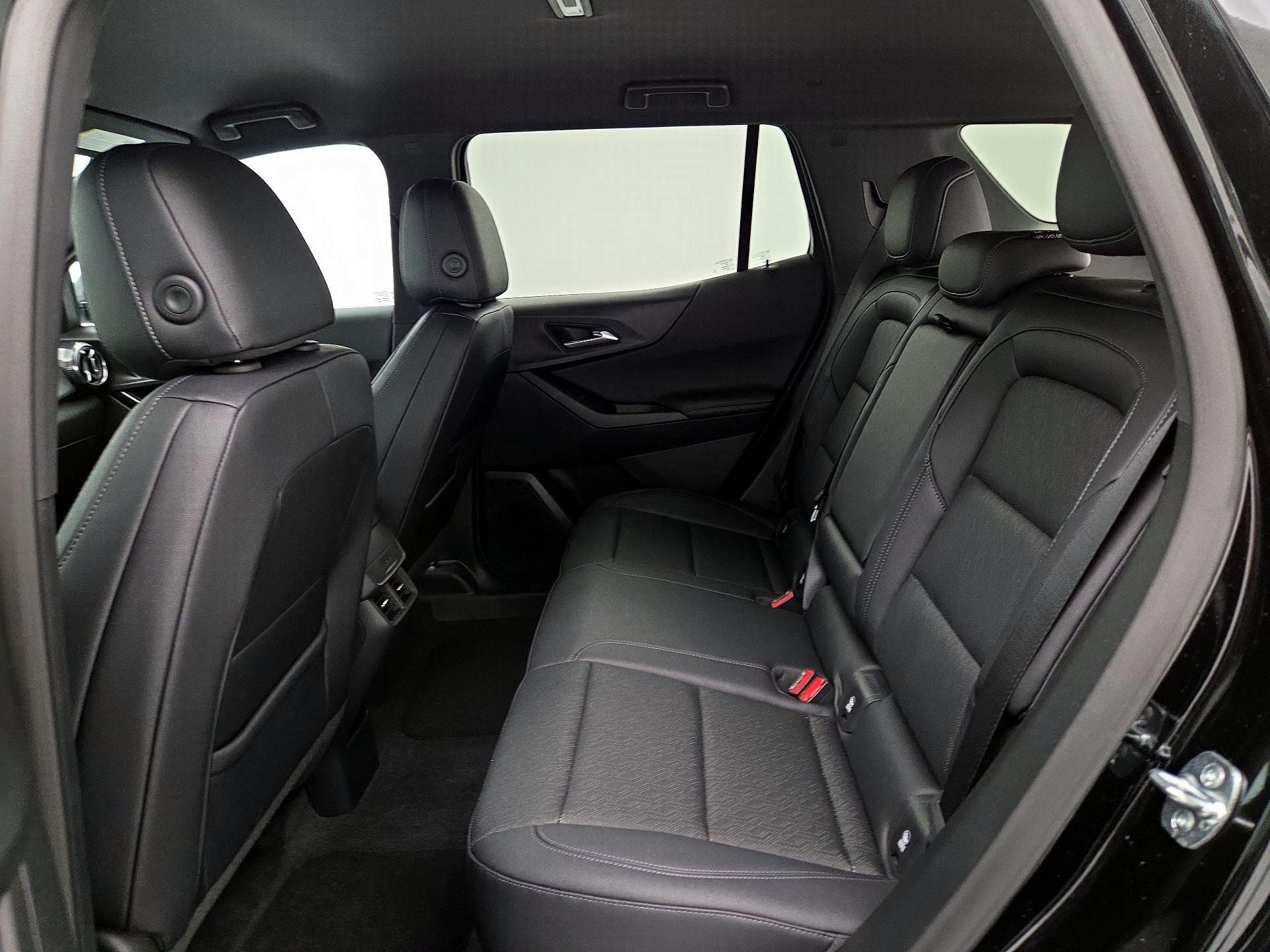 Thumbnail: 2026 Chevrolet Equinox - 19